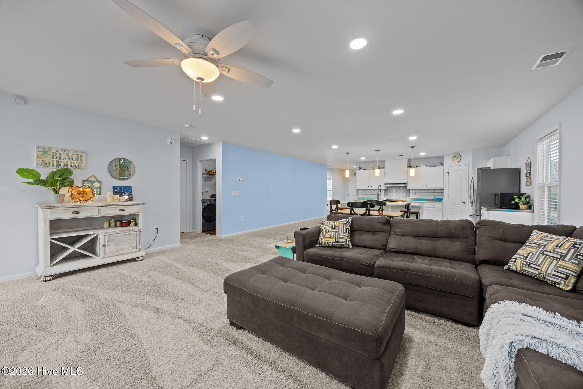 100551774 | Photo 18