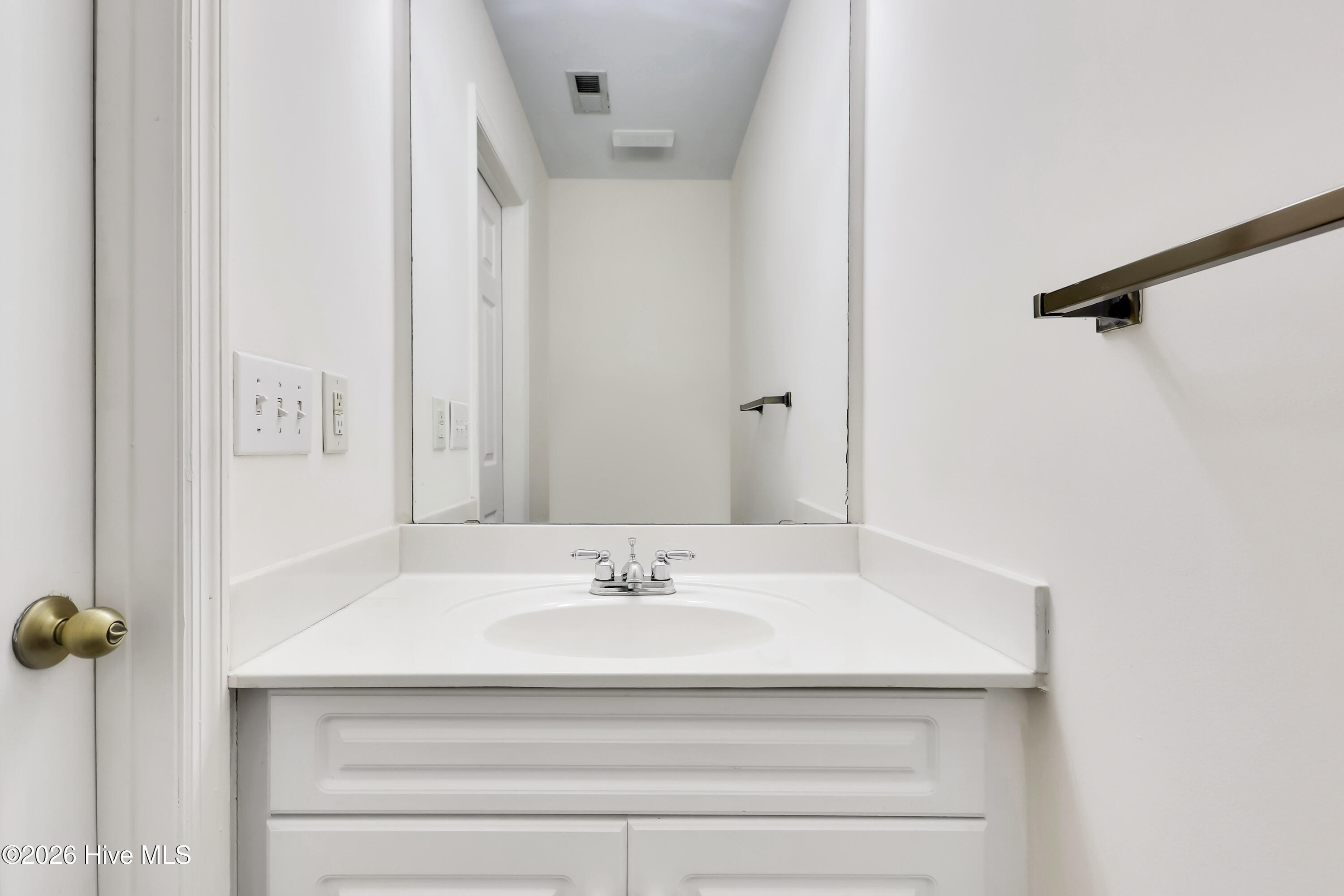 100551471 | Photo 16