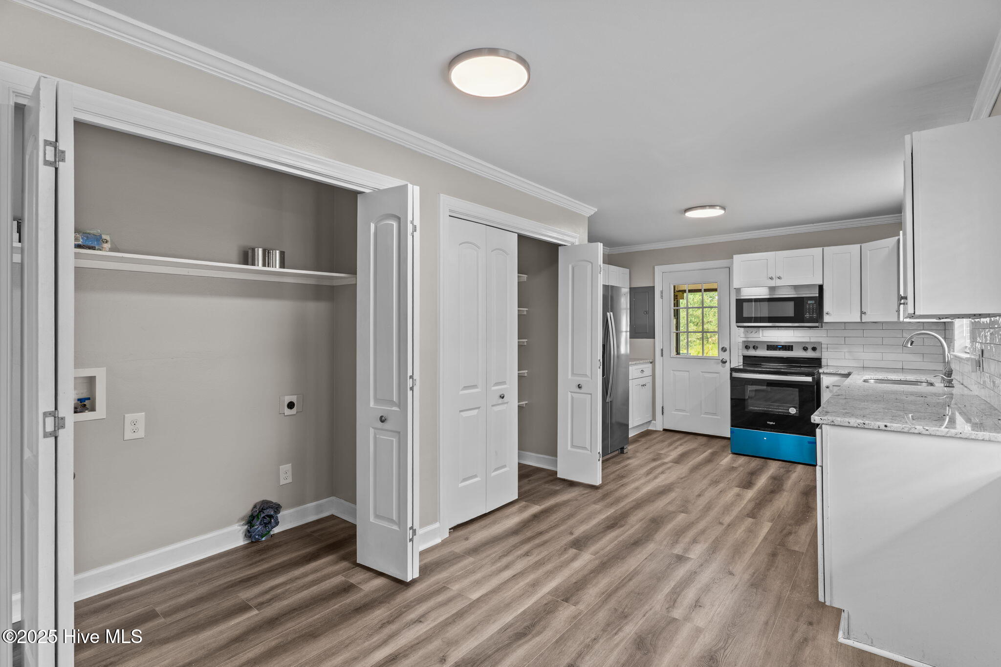 100529957 | Photo 21