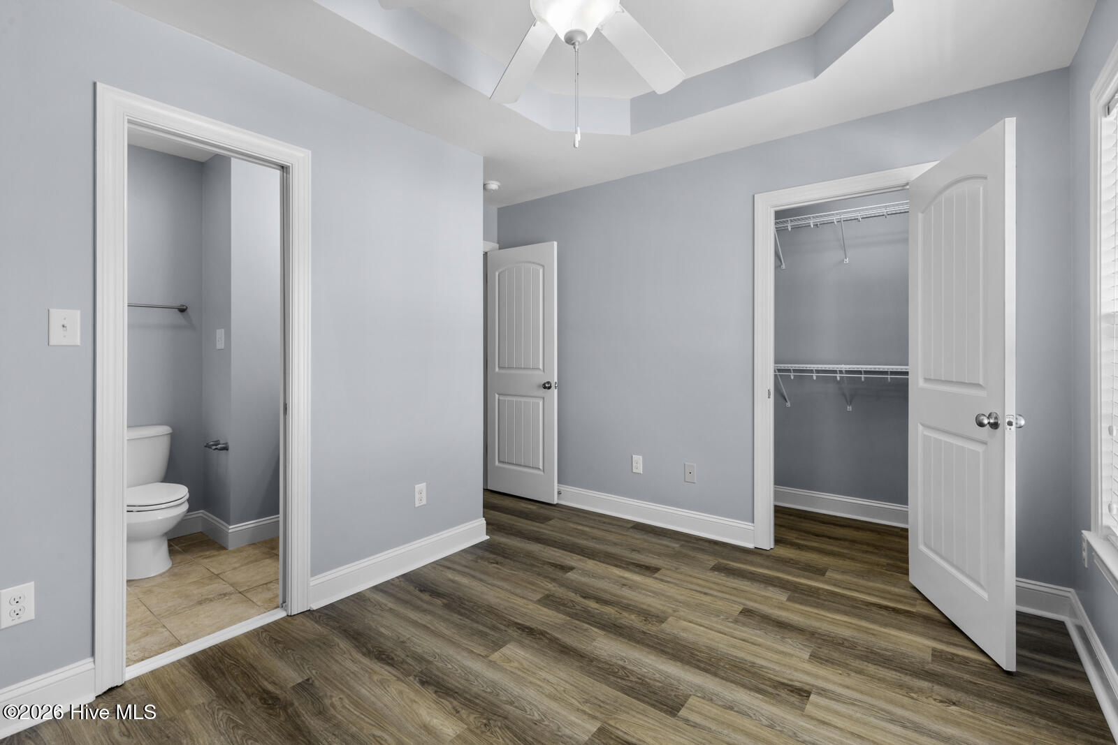 100568265 | Photo 16