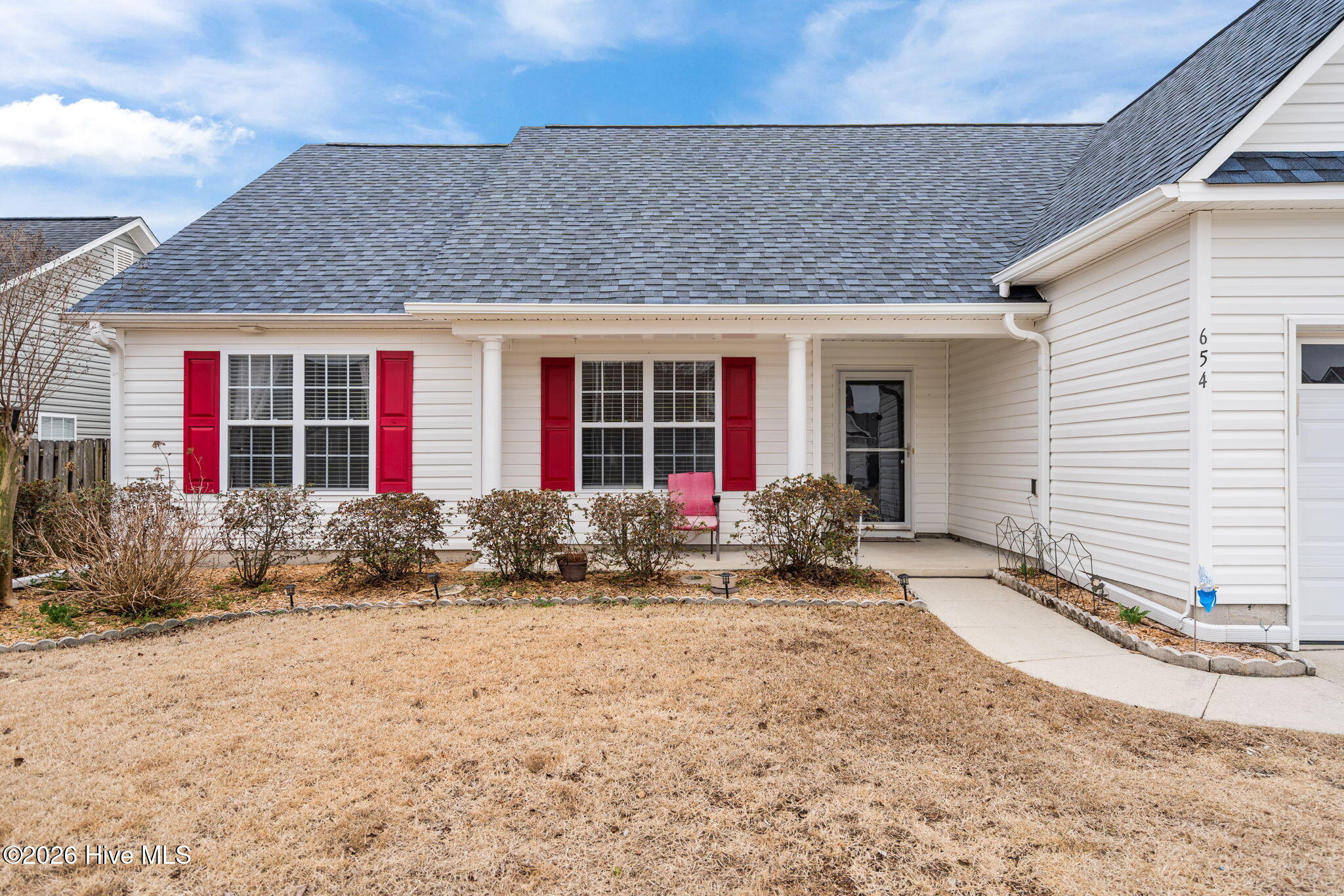 100552378 | Photo 53