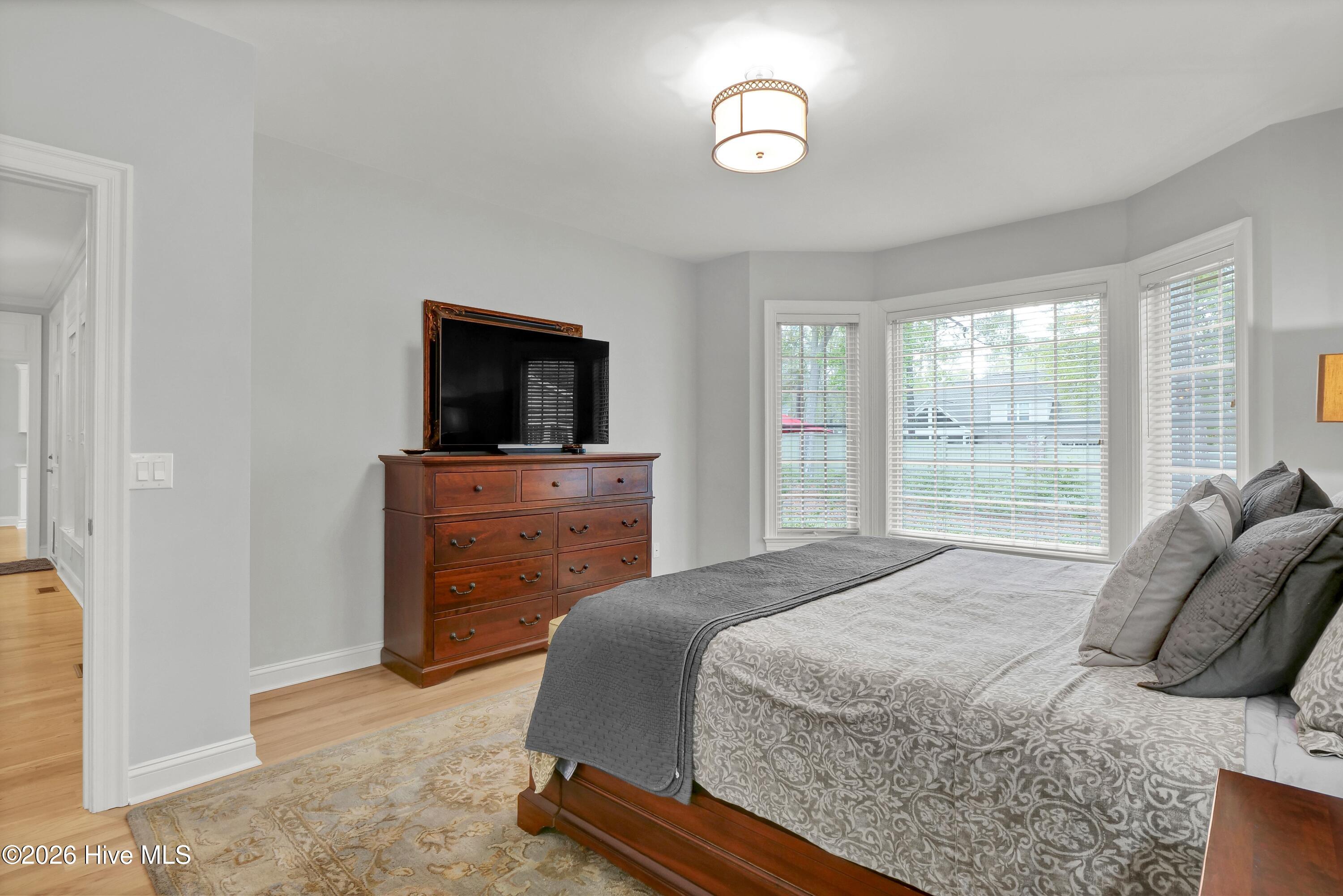 100563212 | Photo 24