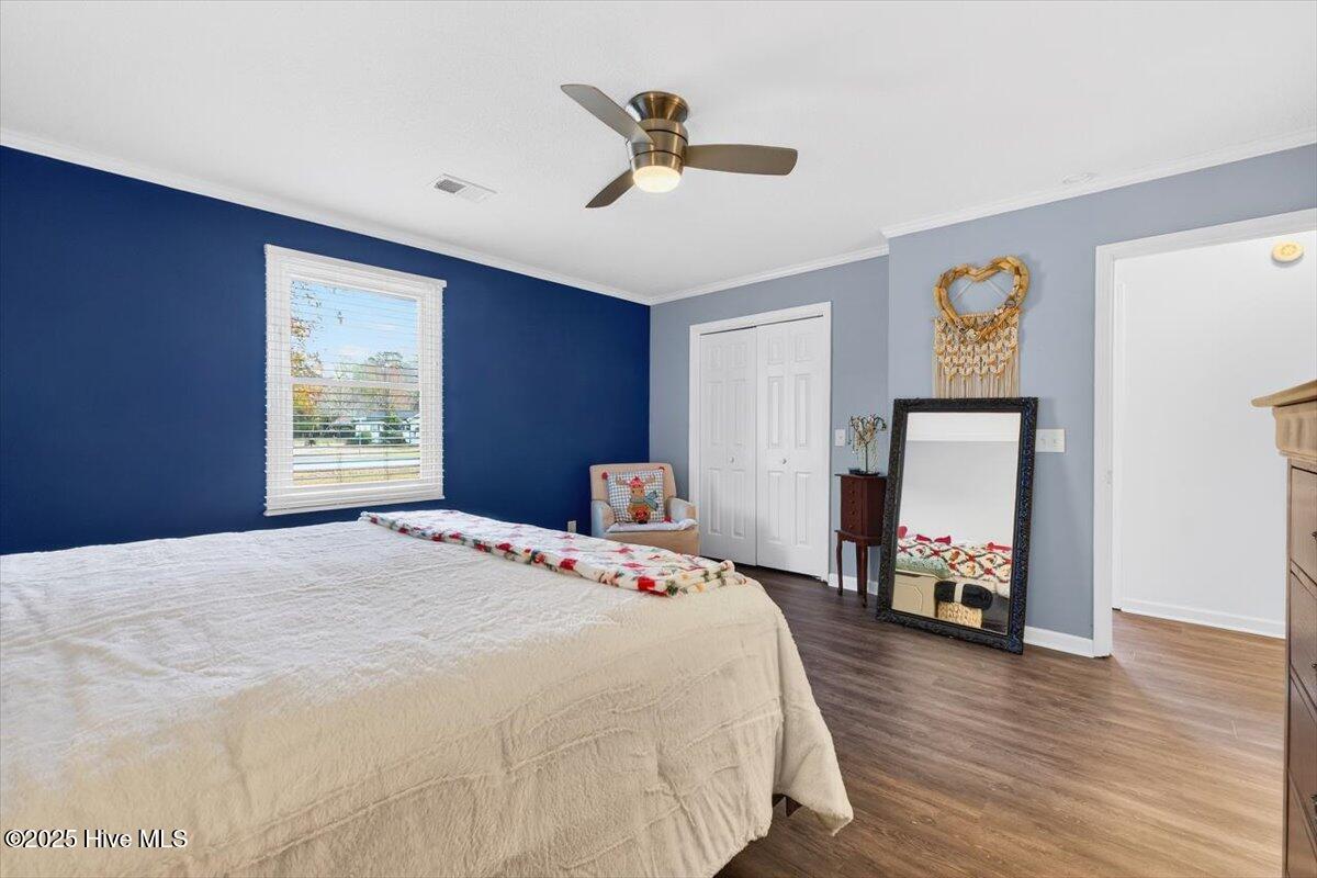 100545415 | Photo 38