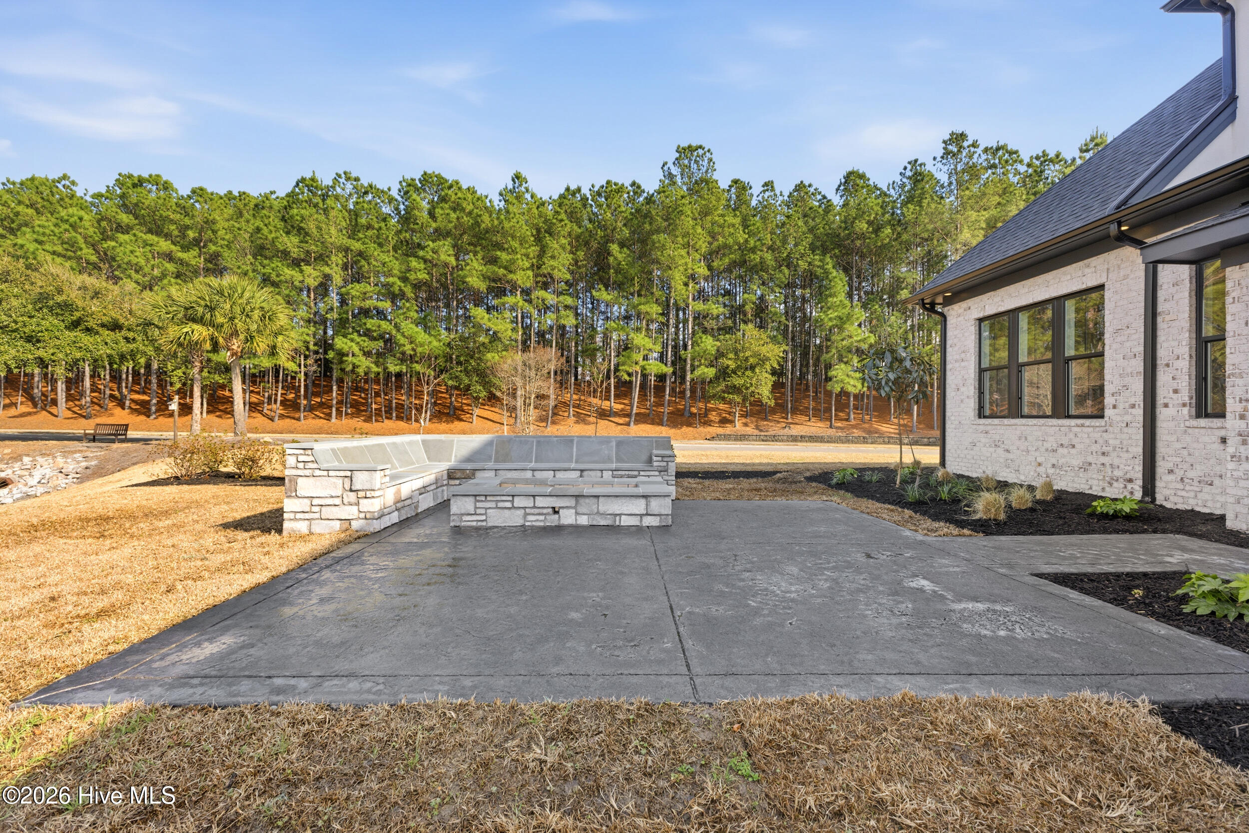 100556188 | Photo 37