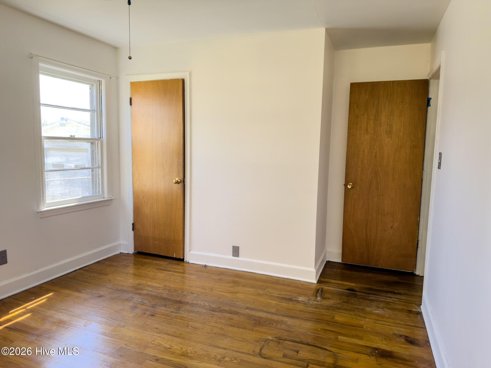 100560249 | Photo 15