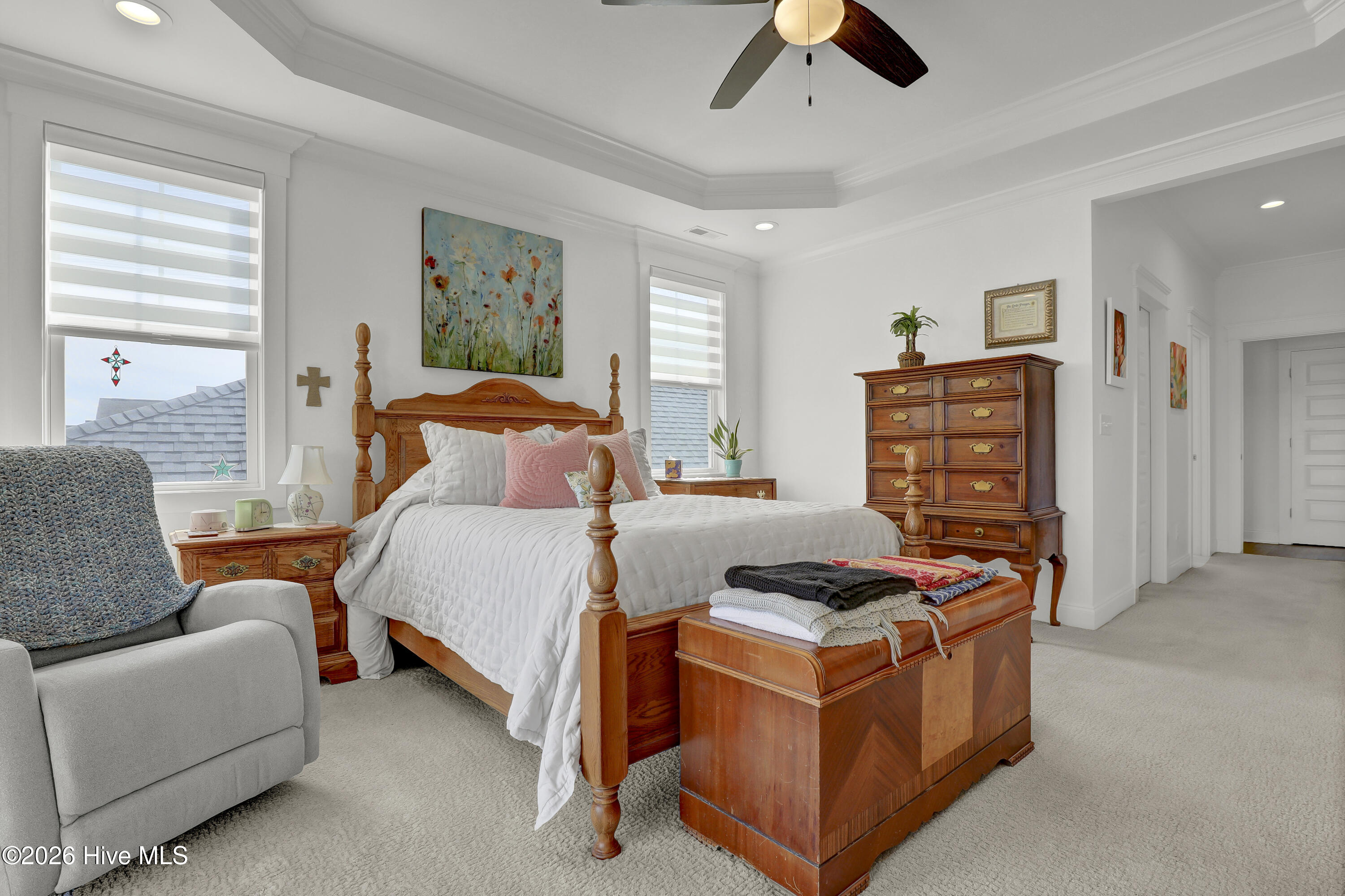 100561723 | Photo 25