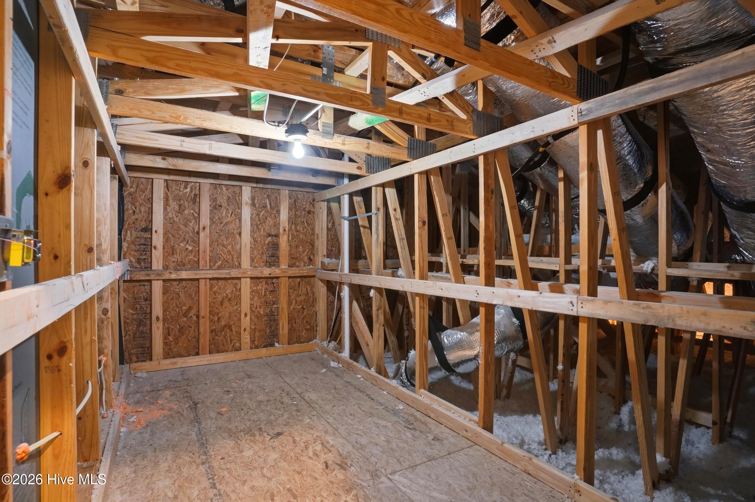 100559219 | Photo 23