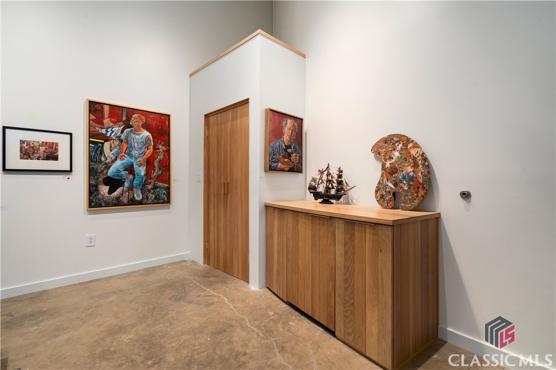 675 Pulaski Street 1700