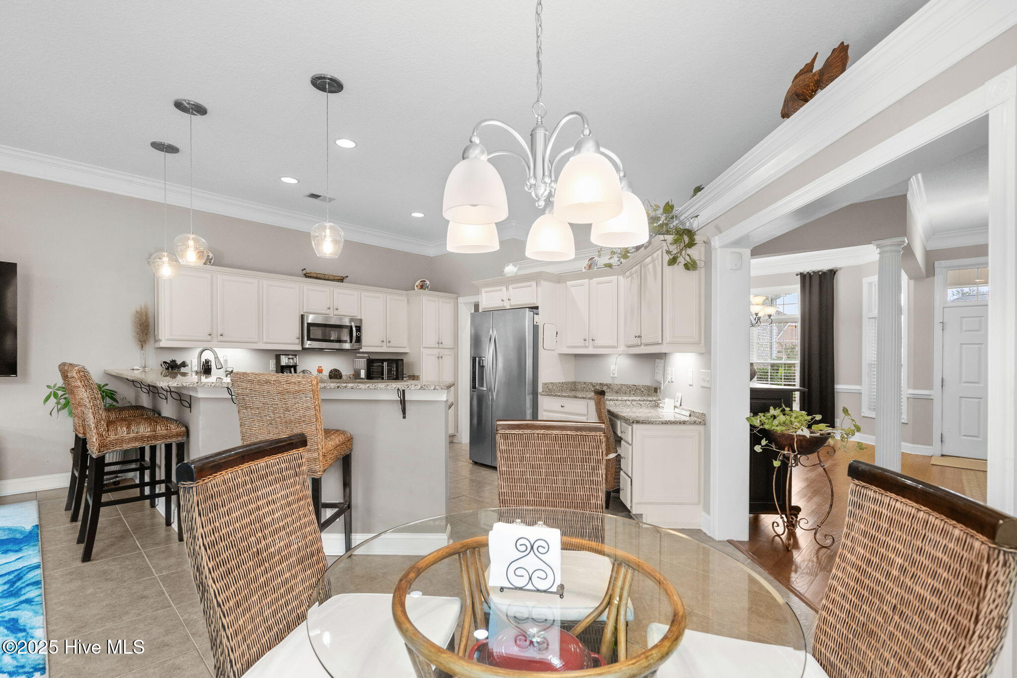 100538854 | Photo 18