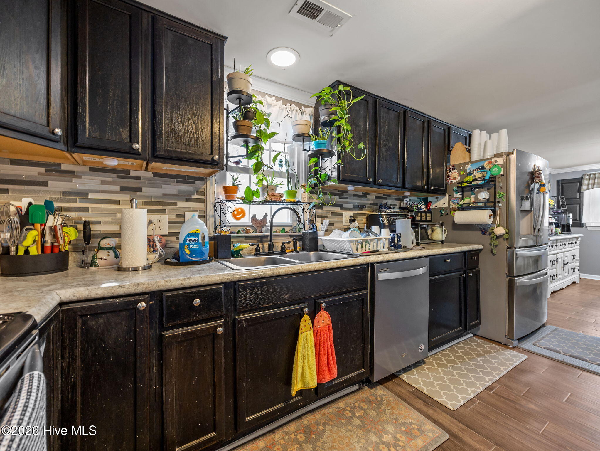 100566121 | Photo 31