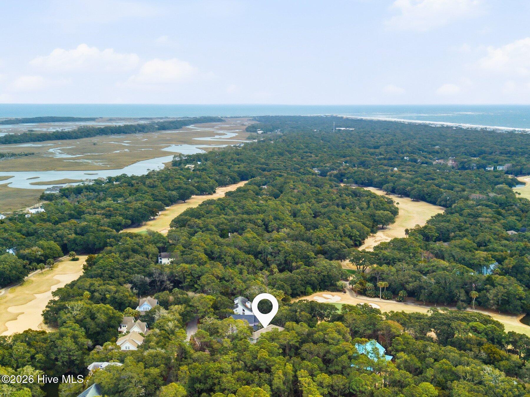 100554015 | Photo 63