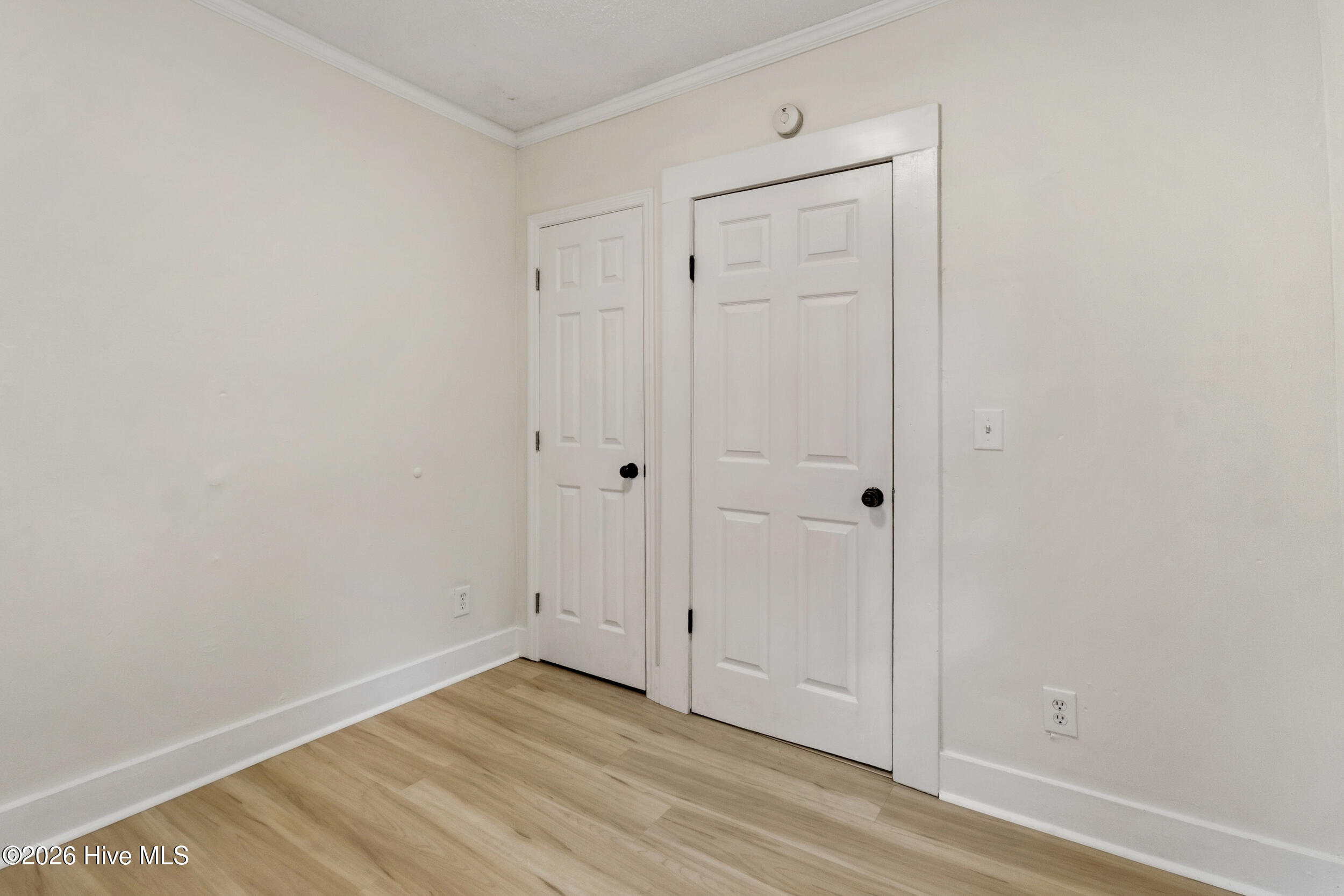 100566202 | Photo 14