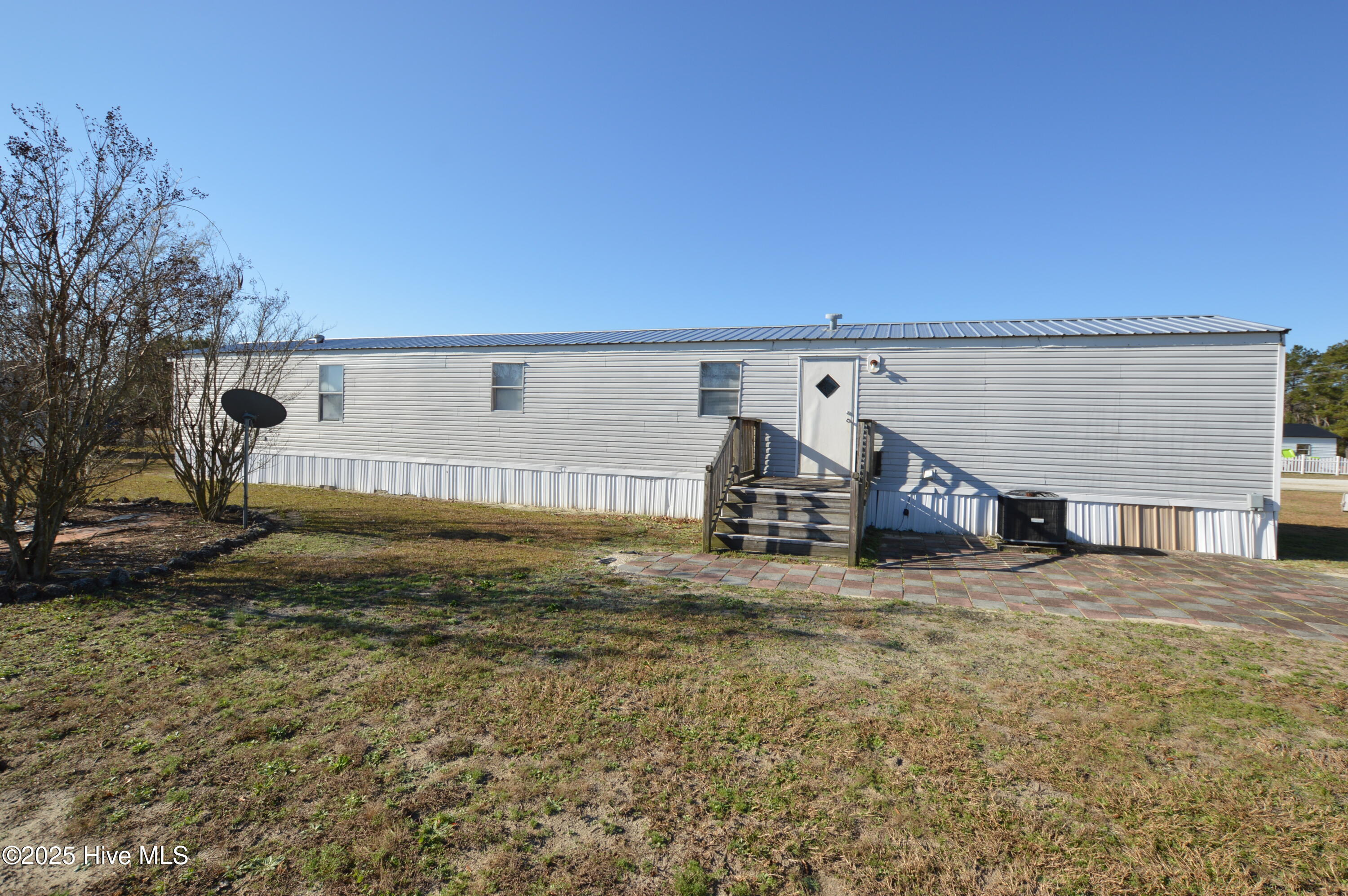 100545772 | Photo 18