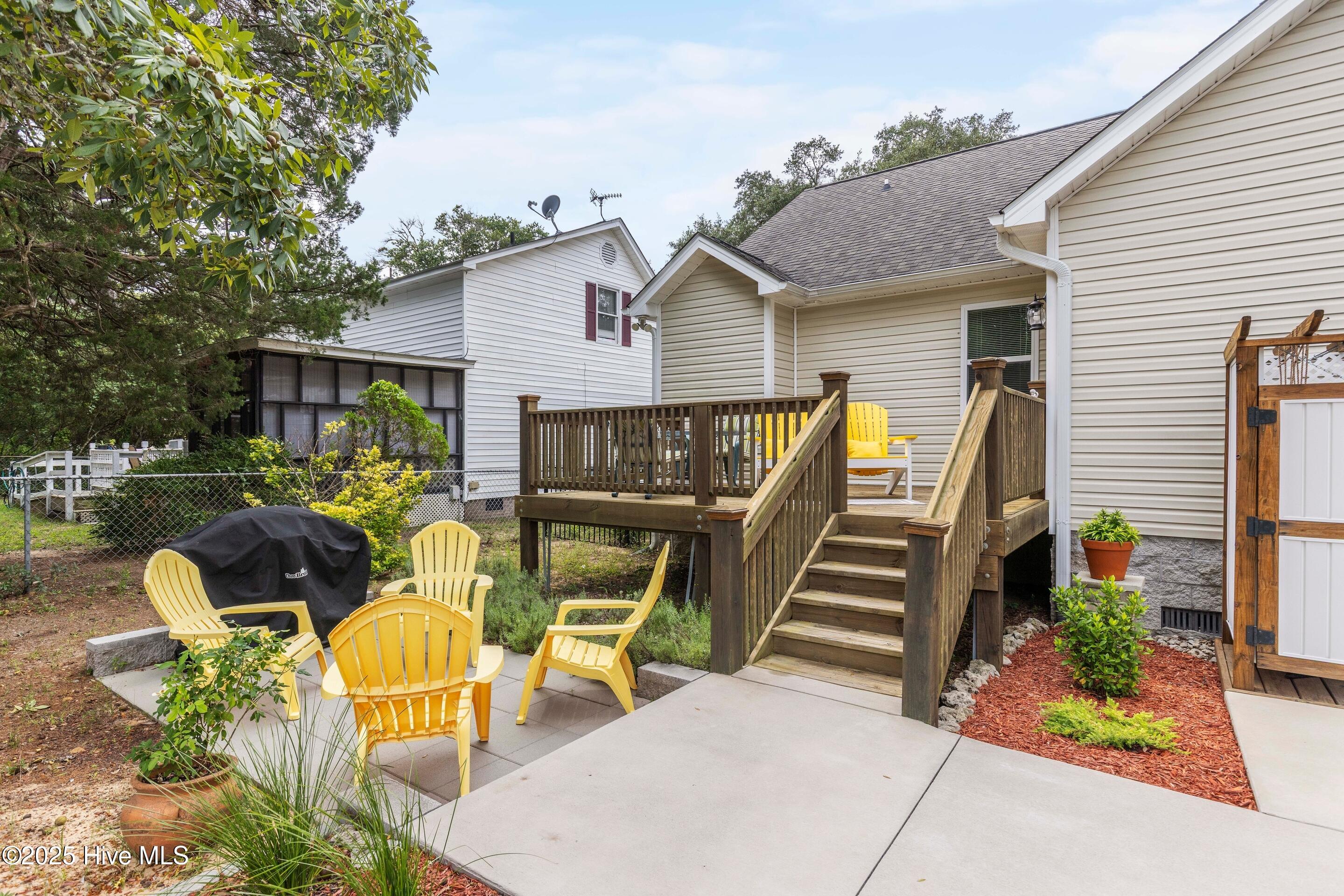 100553447 | Photo 40