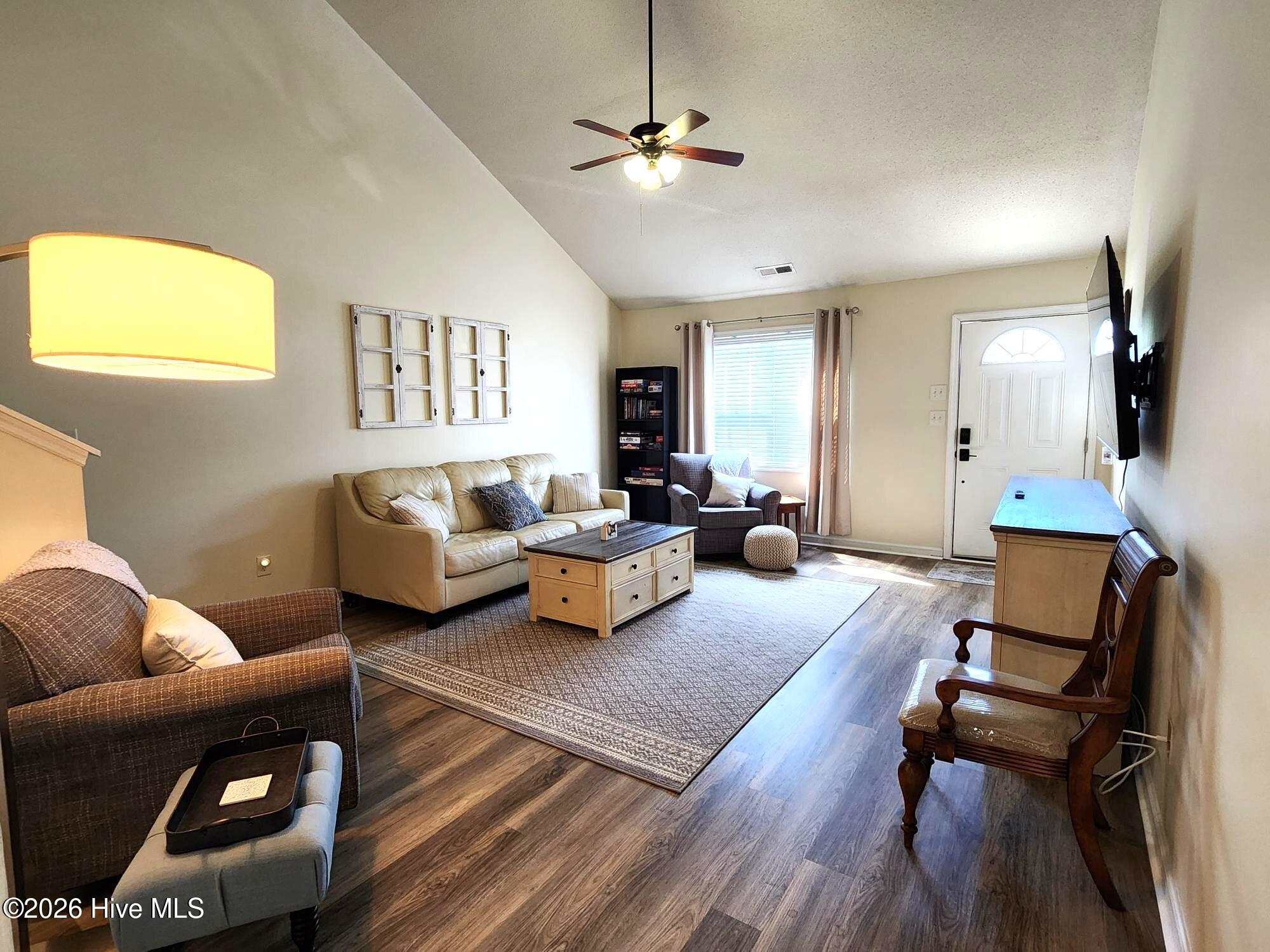 122 Jessie Circle,Hubert
