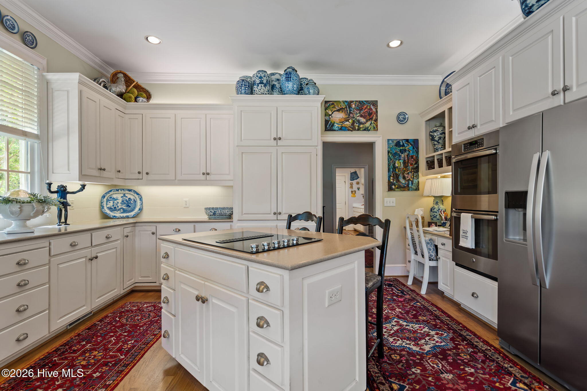 100570294 | Photo 20