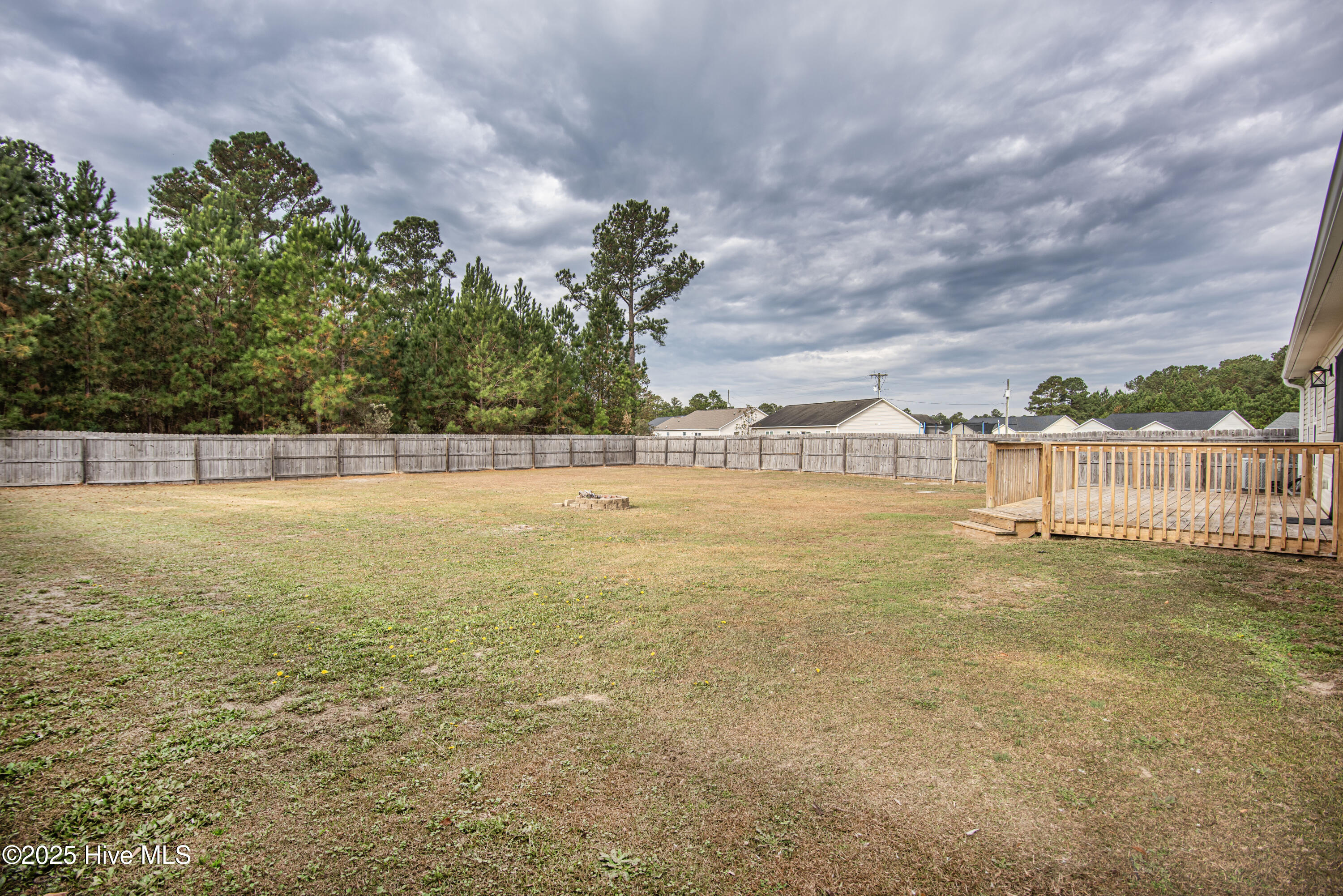 100543253 | Photo 30