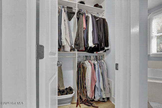 100547191 | Photo 31