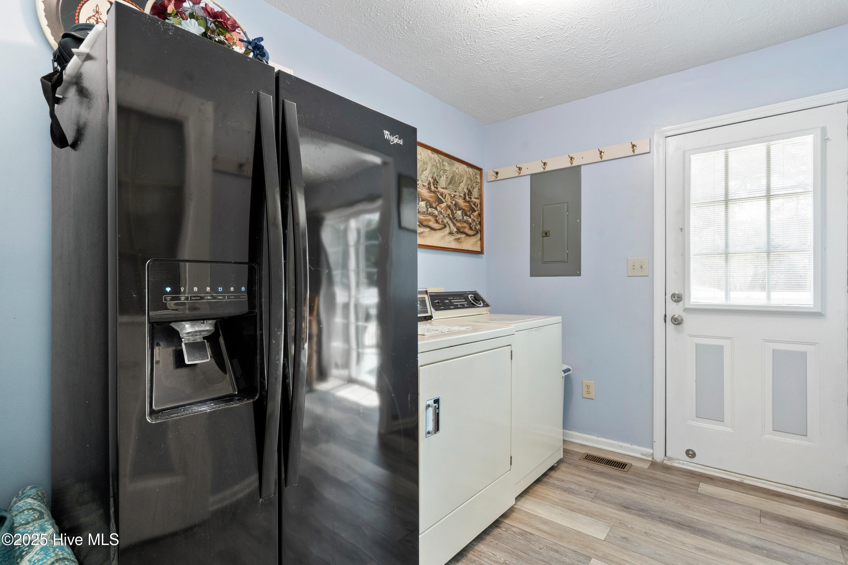 100521940 | Photo 20