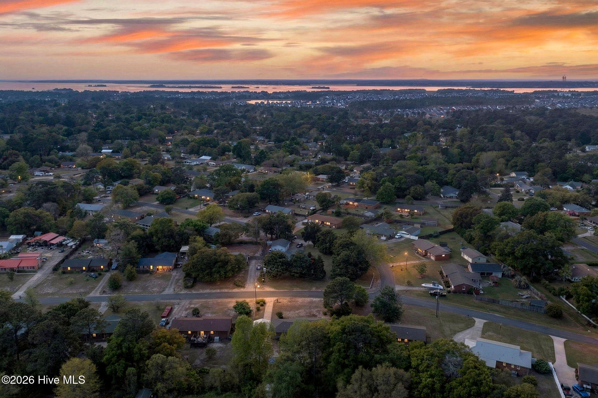 100566296 | Photo 57