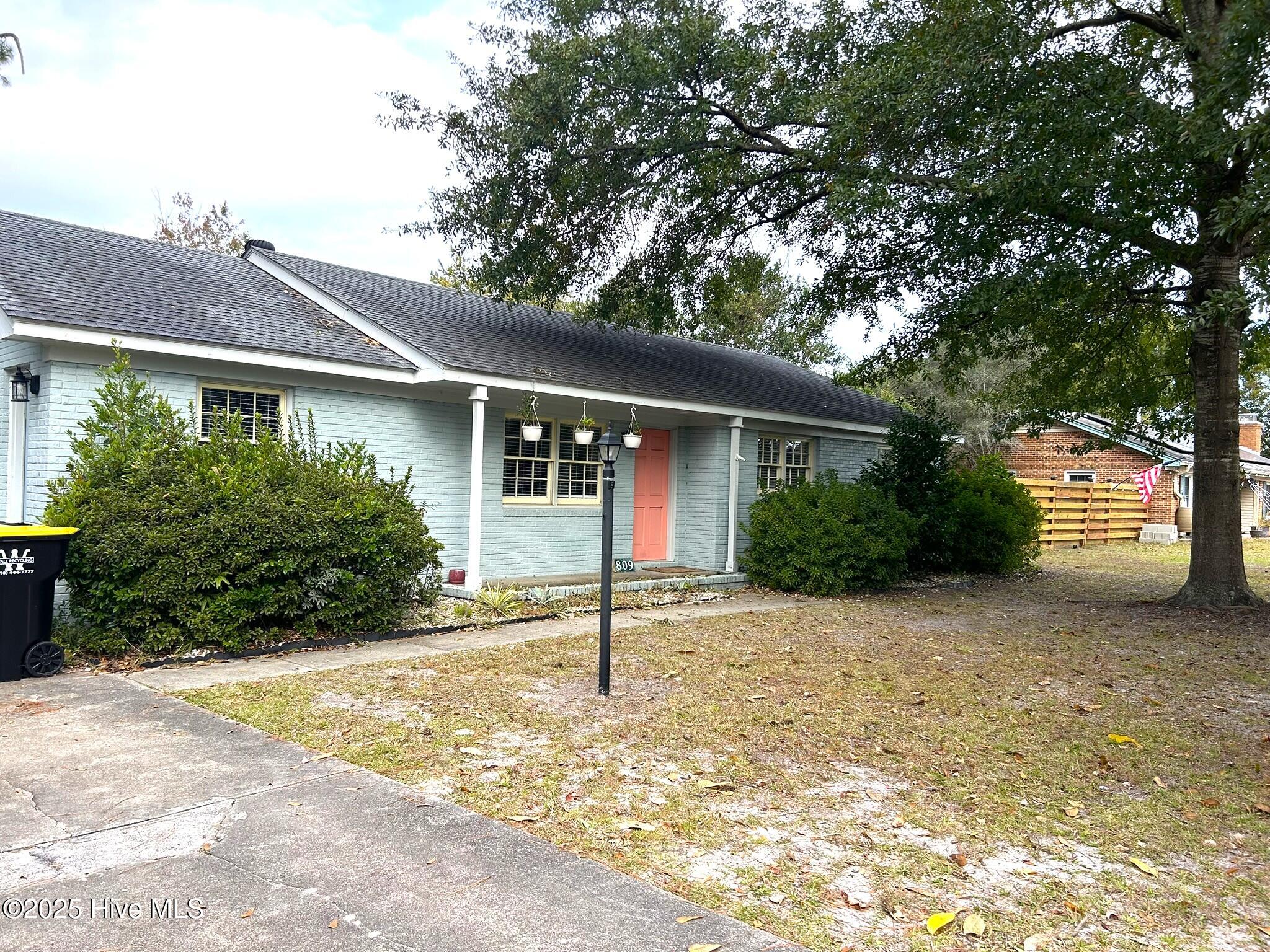 100551642 | Photo 34