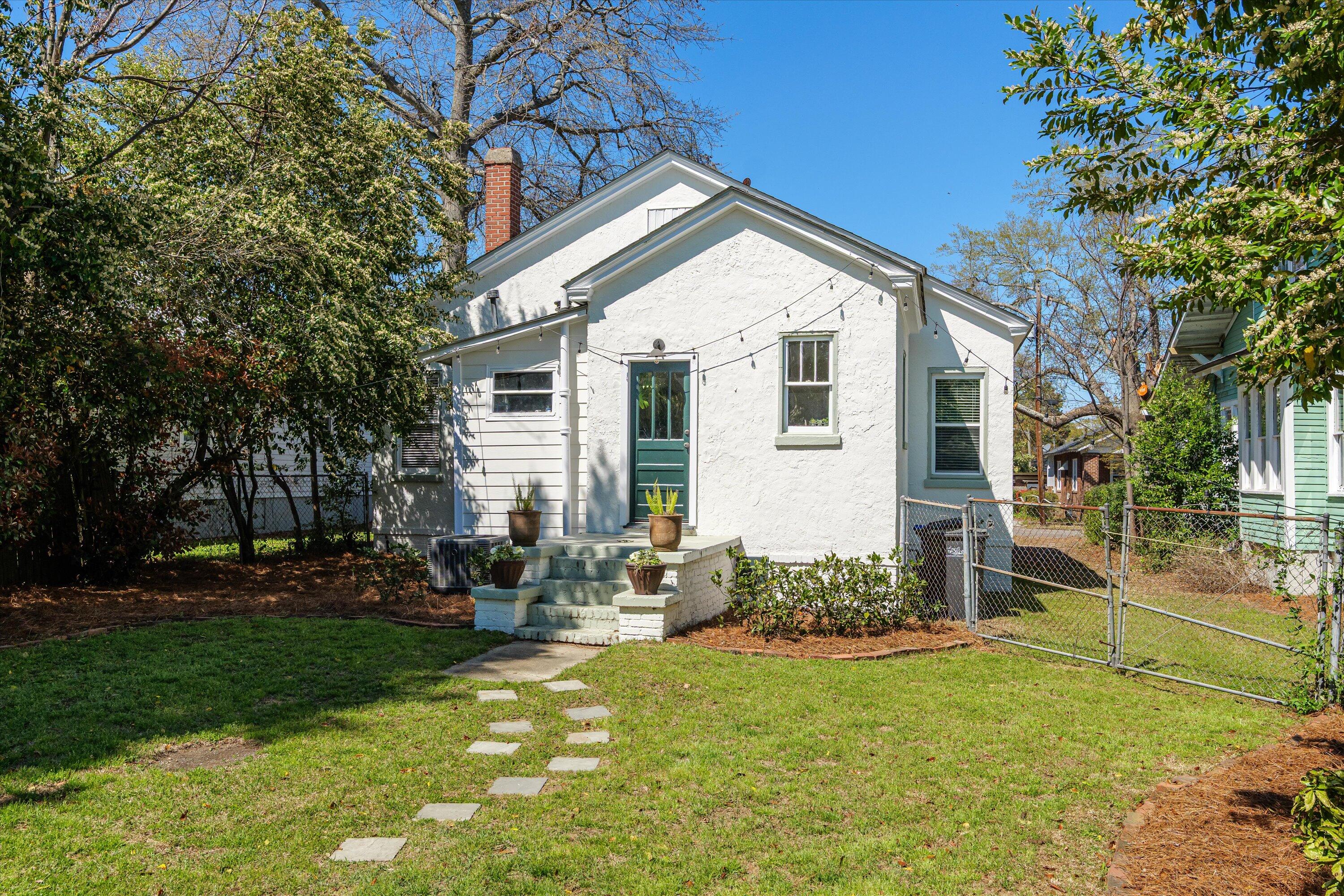 37-P1458498