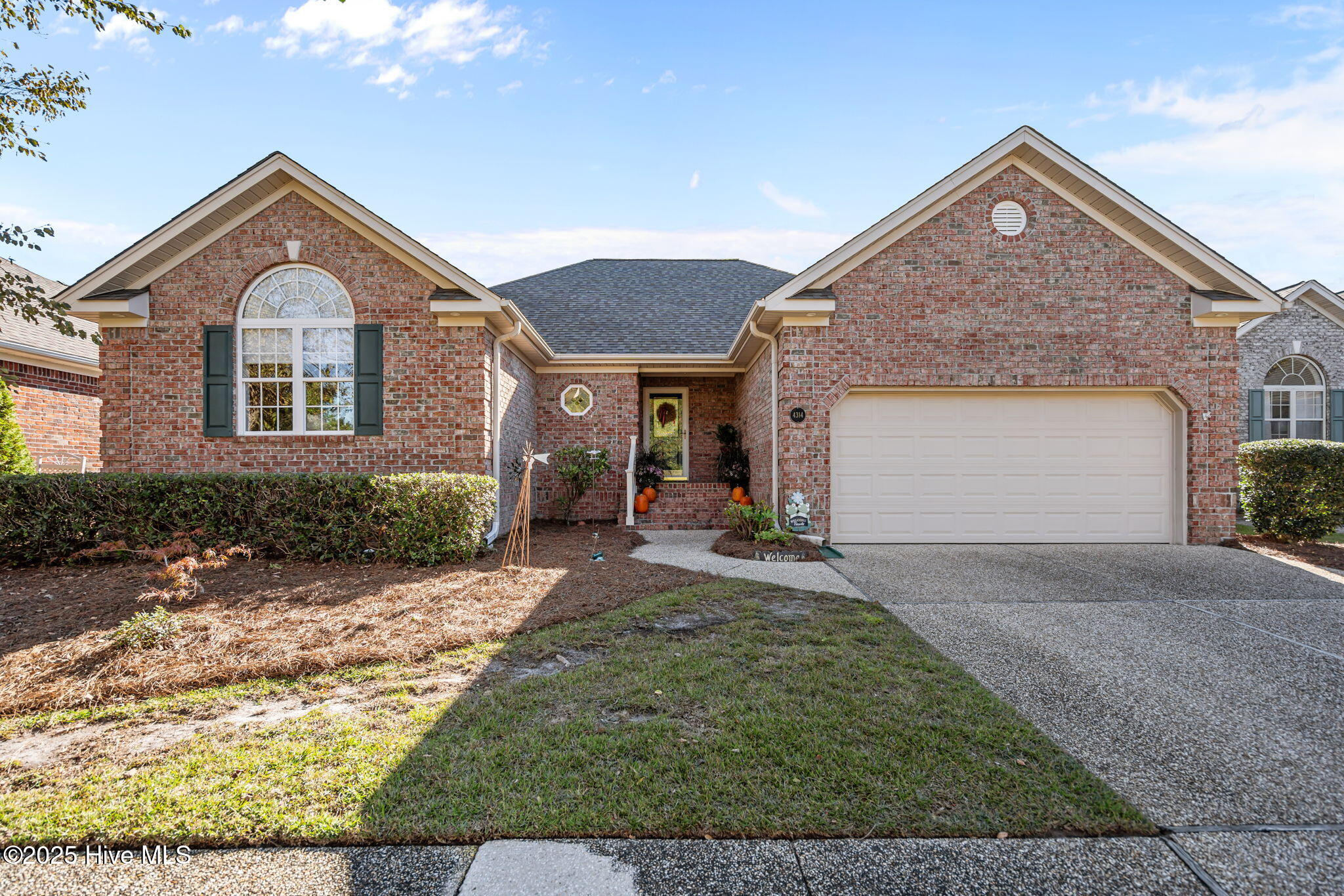4314 Jonathan Court, Wilmington, NC 28412 – photo 1 of 42: 1-web-or-mls-DSC04056