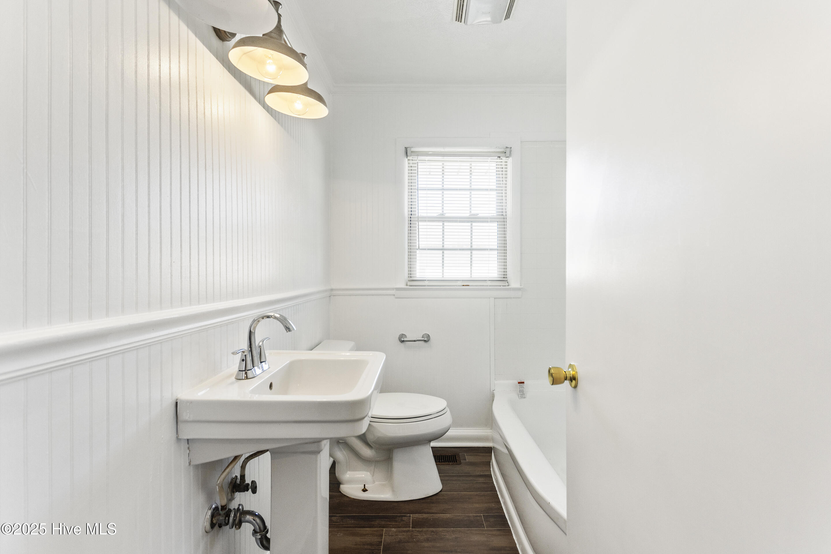 100481899 | Photo 52