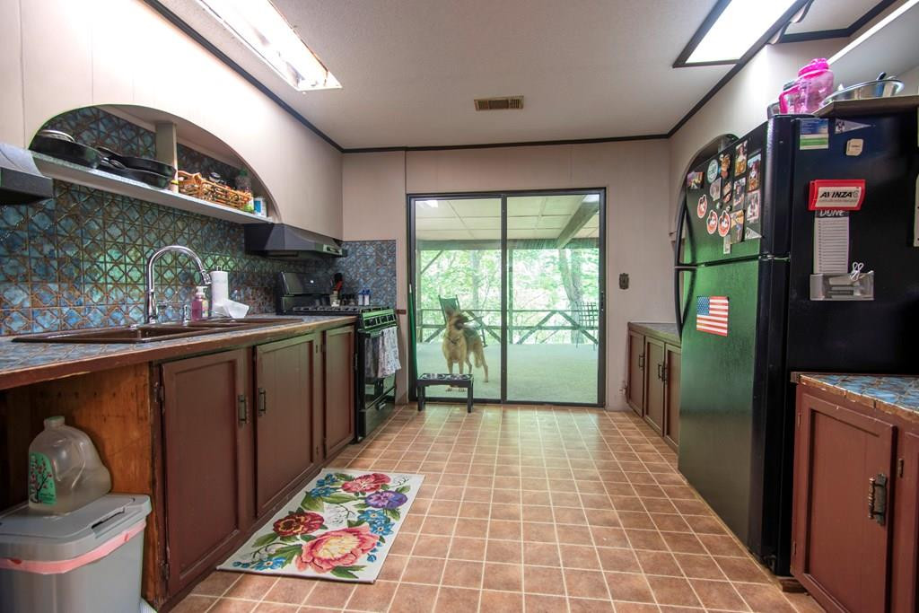 337 Simpson Mountain Road, Murphy, NC 28906 Listing Photo  6
