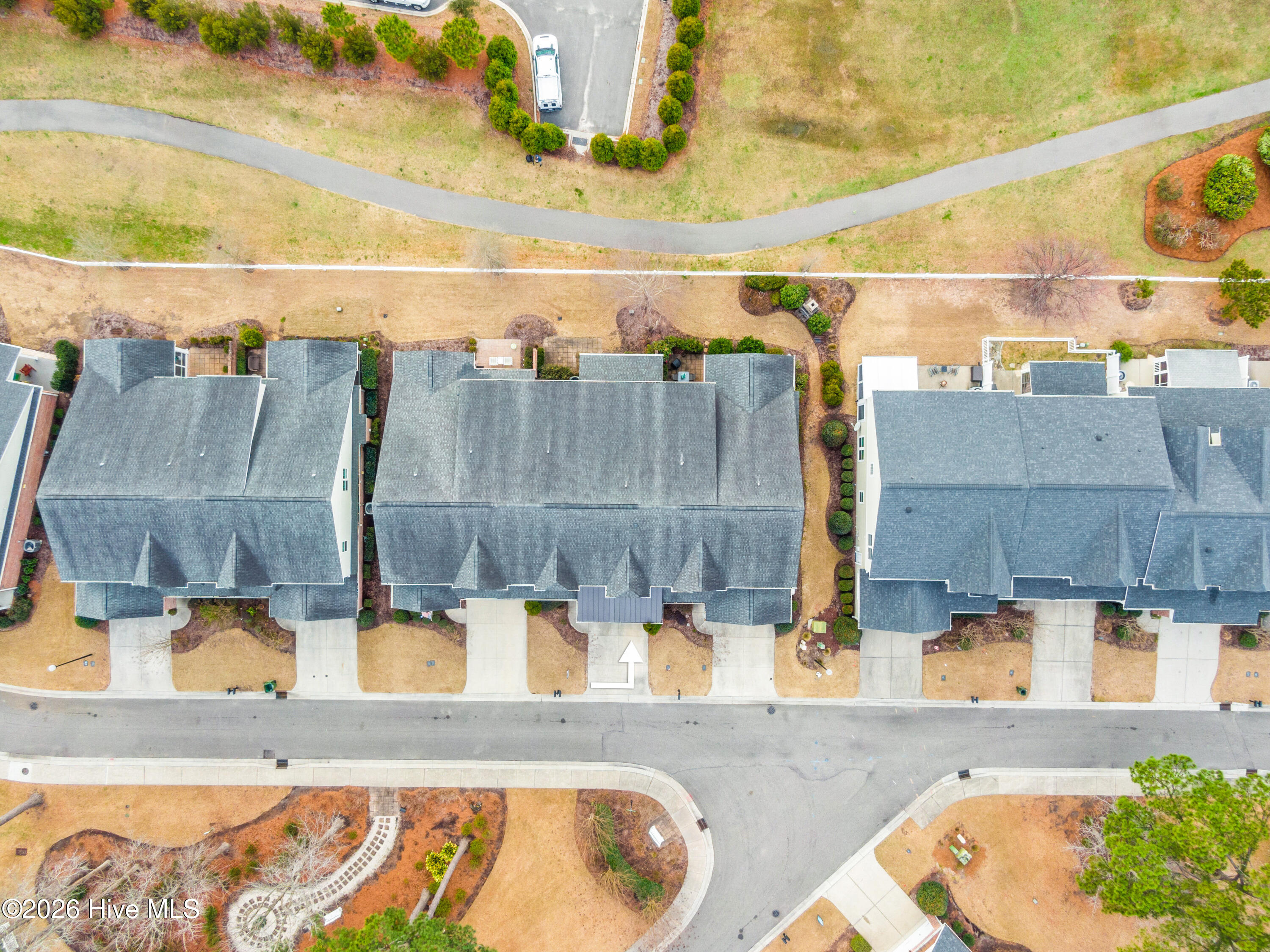 100565451 | Photo 35