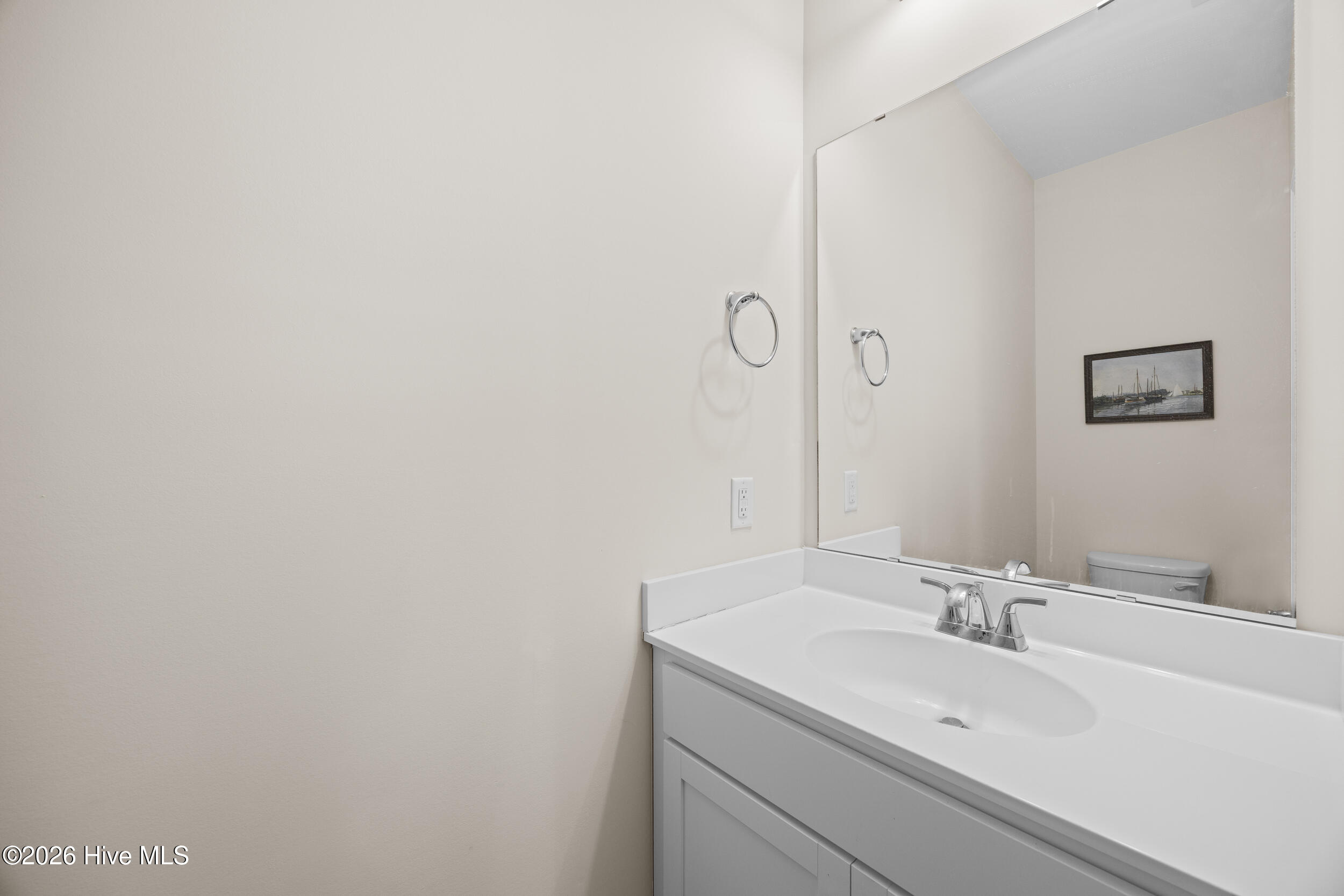 100558005 | Photo 22