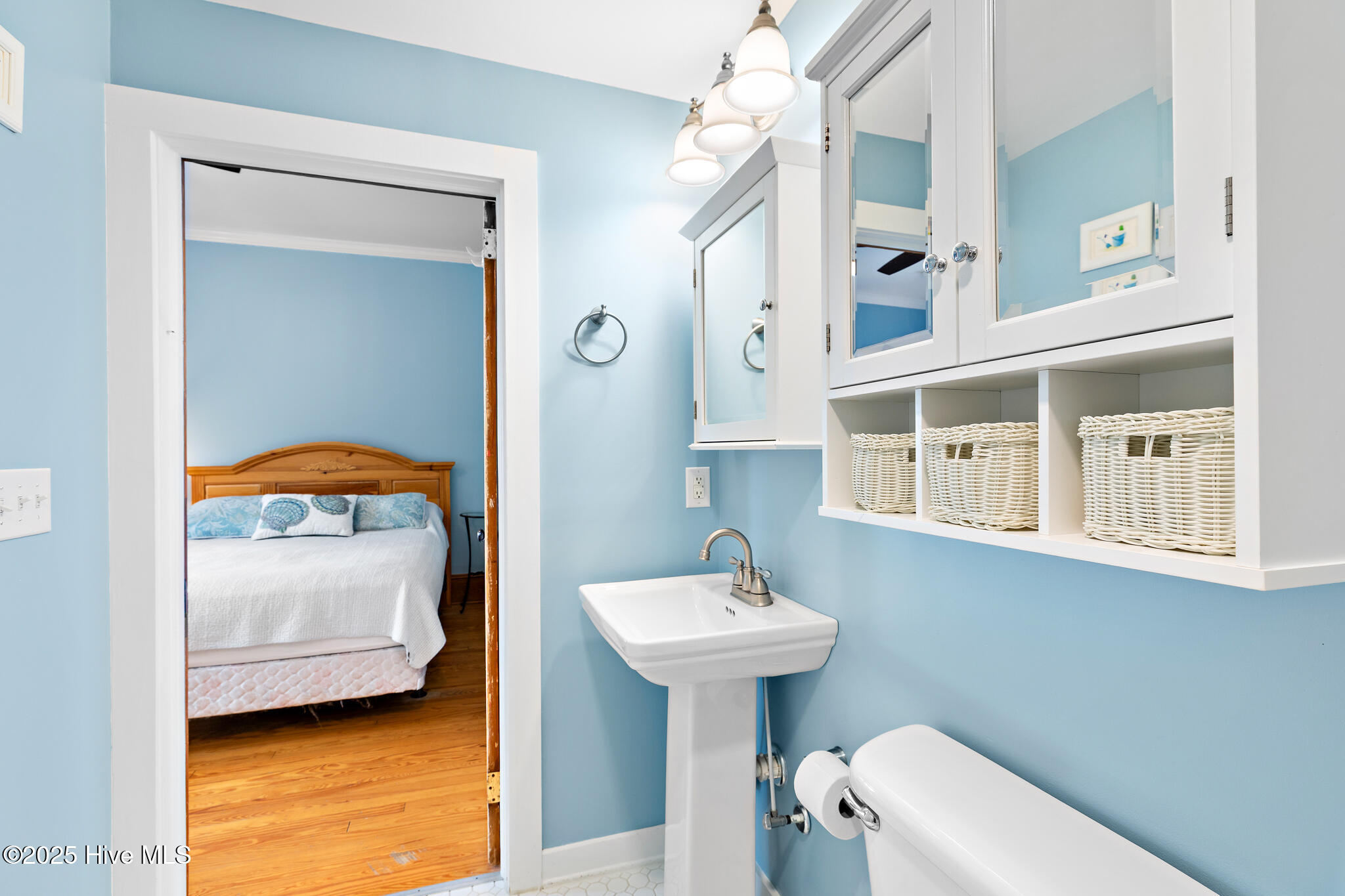 100531510 | Photo 76