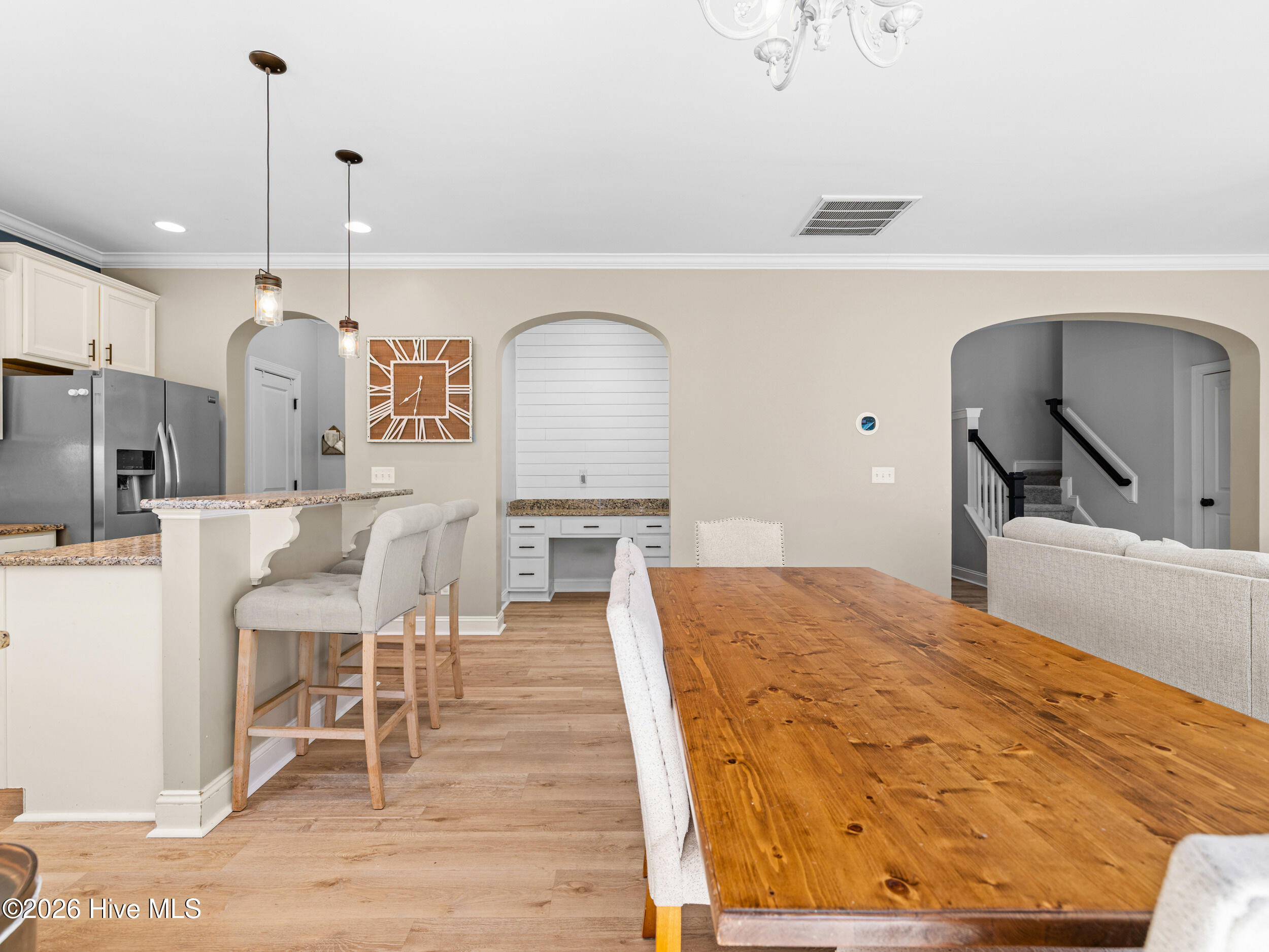 100566633 | Photo 28