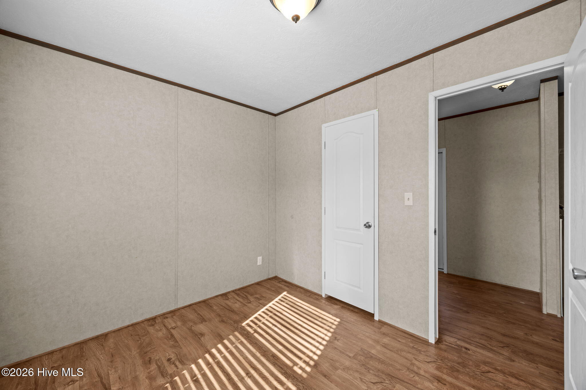 100551918 | Photo 35