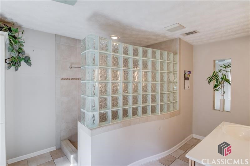 692 W Union Grove Circle, Auburn, GA, 30011