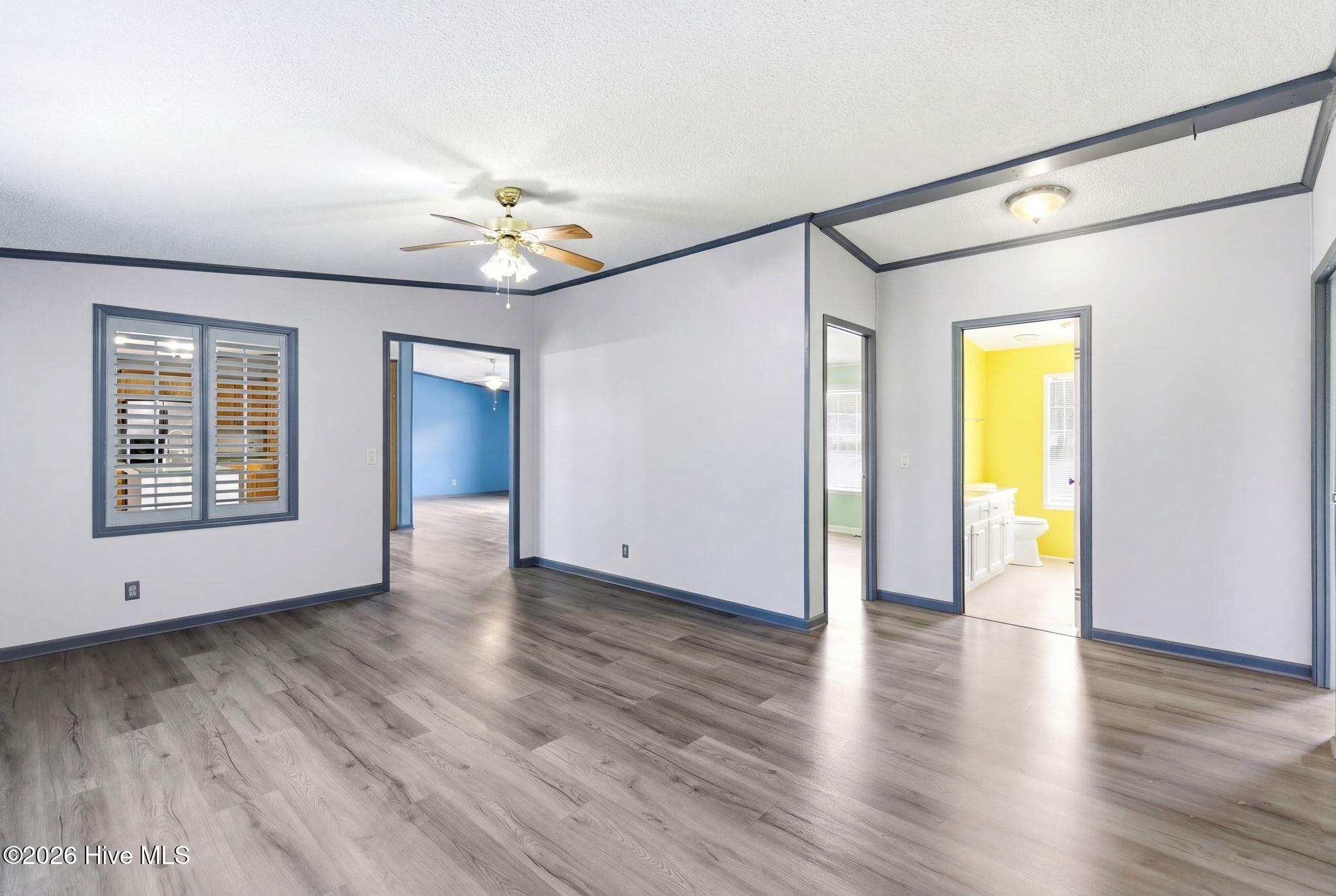 100561551 | Photo 39