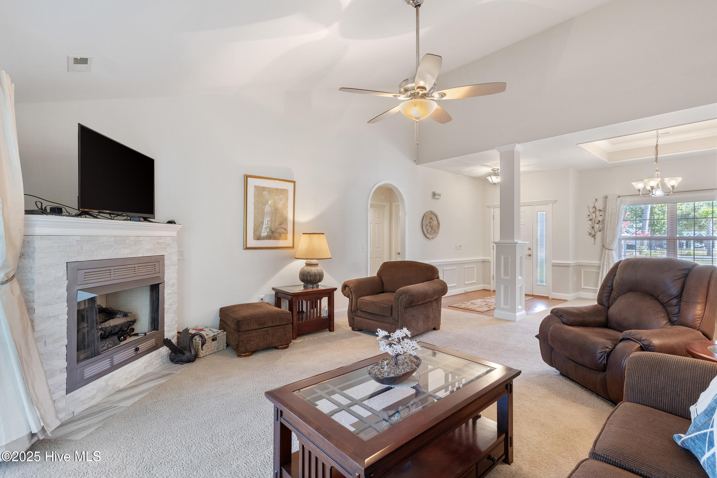 100541465 | Photo 10