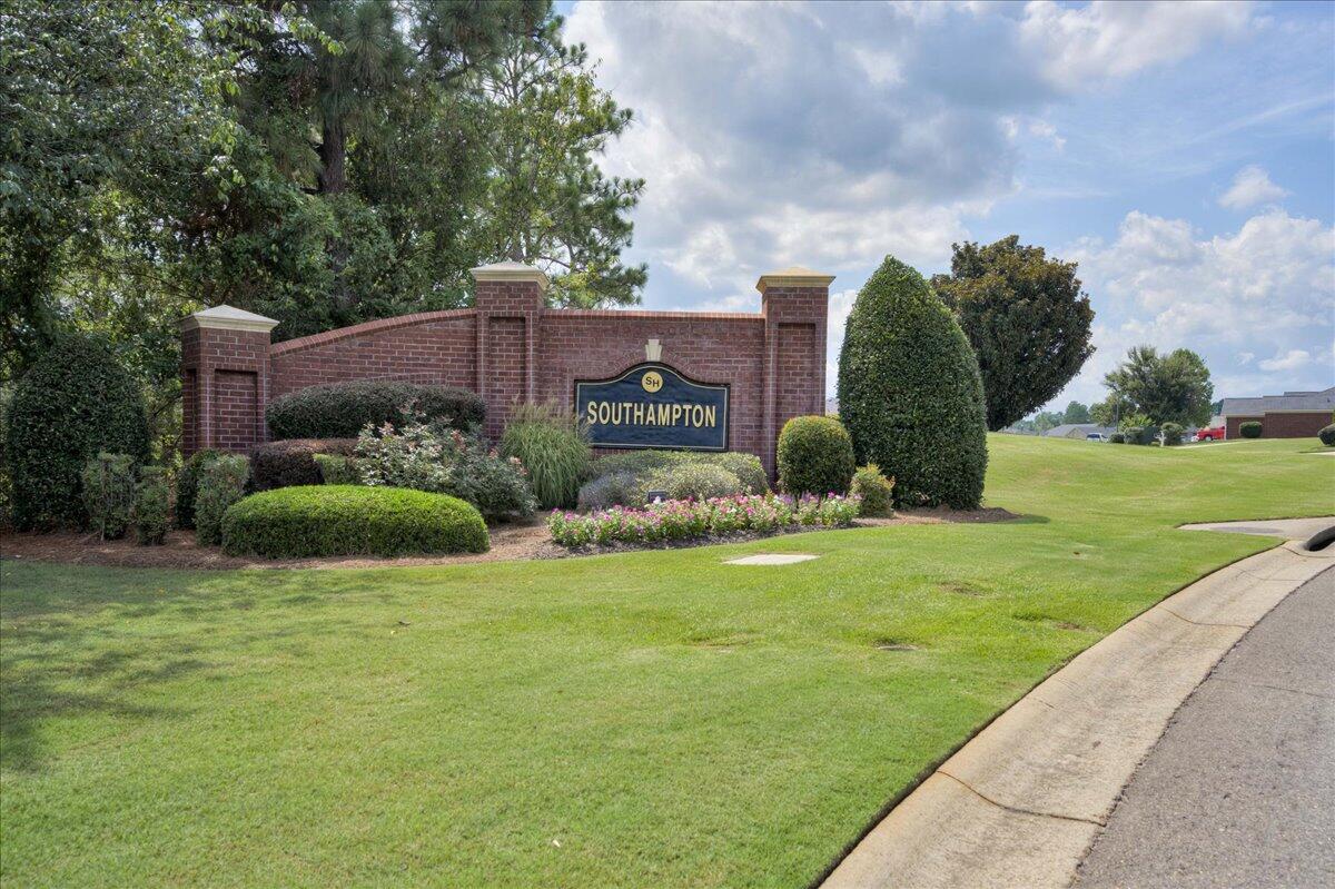 2525 Inverness Drive