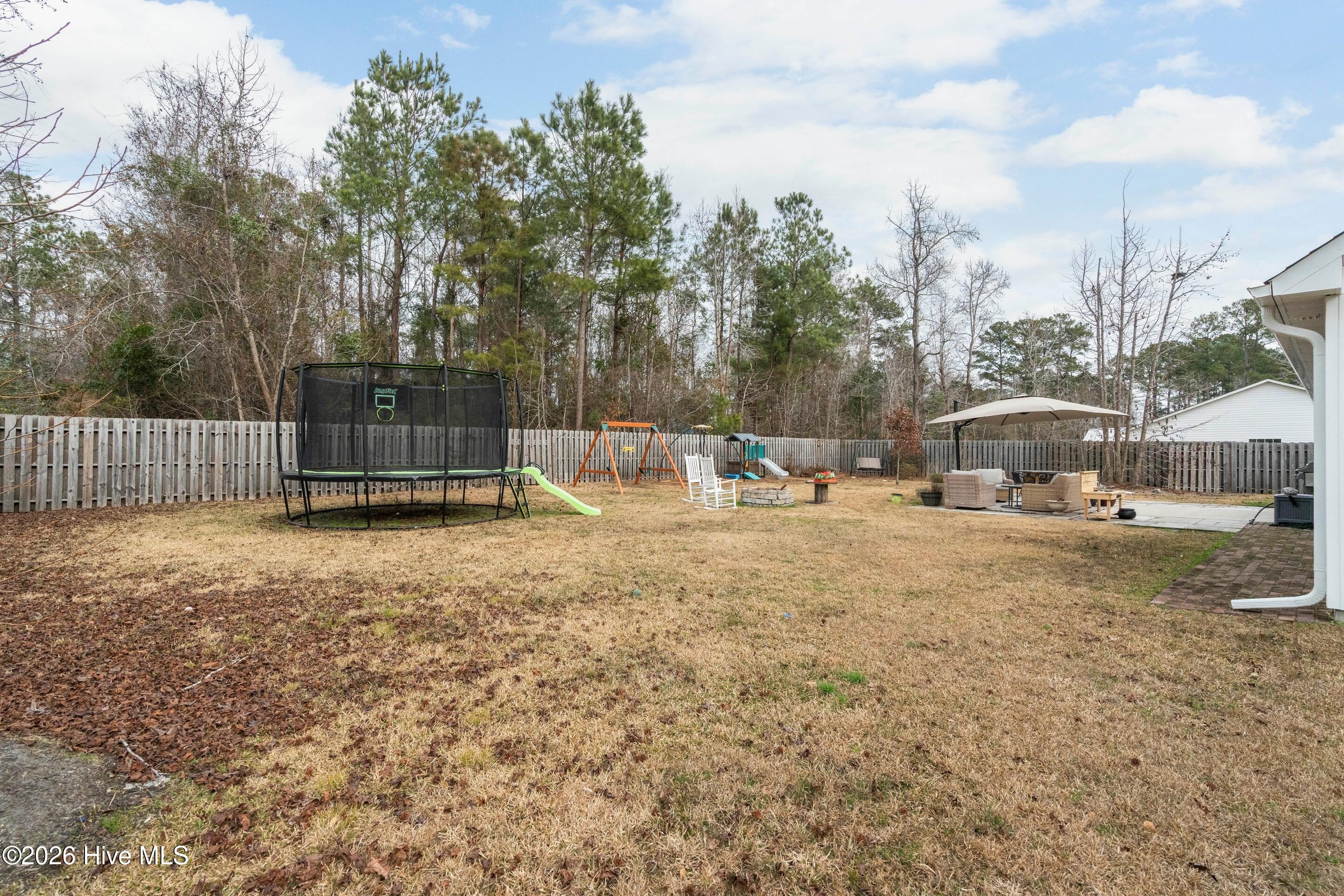 100549435 | Photo 43