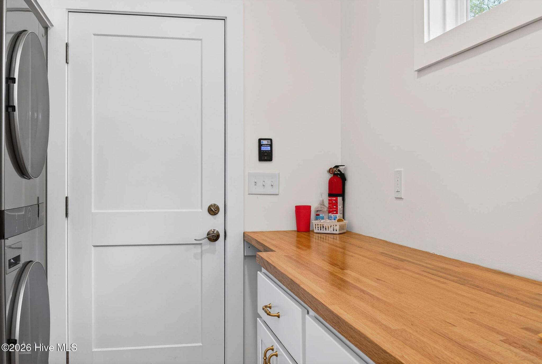 100563194 | Photo 39