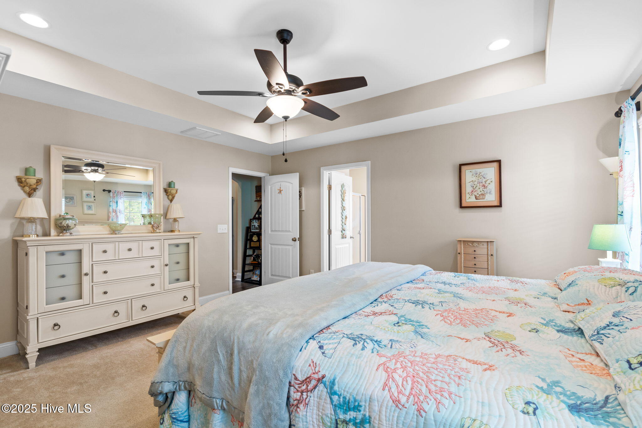 100546939 | Photo 17