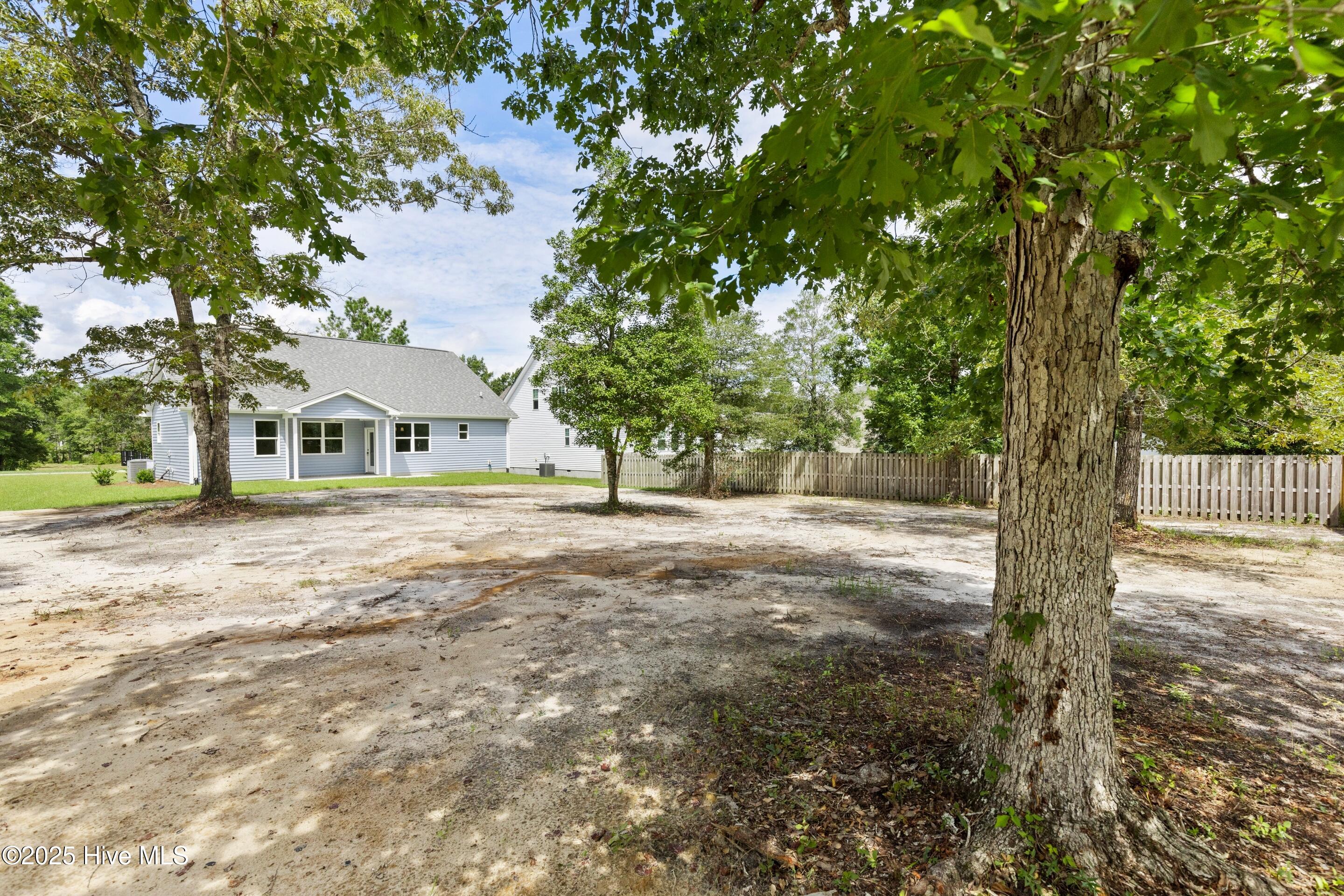 100524111 | Photo 55