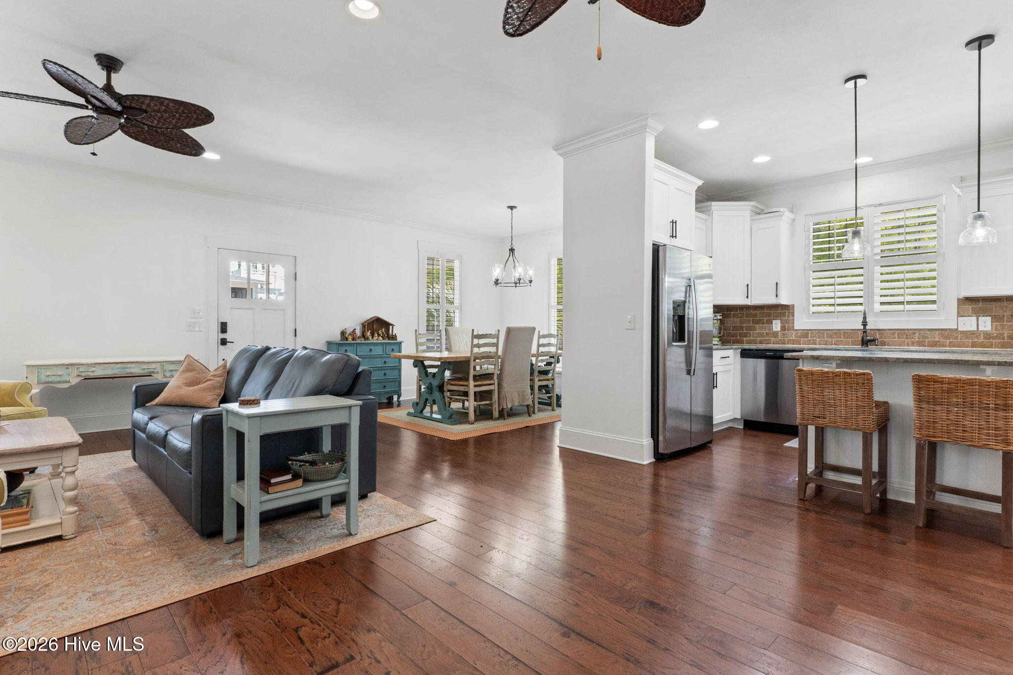 100566680 | Photo 19