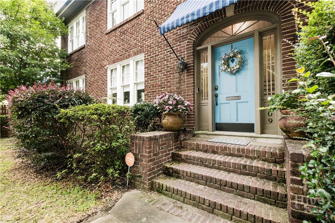 309 E 34th Street, Savannah, GA 31401 Listing Photo  2