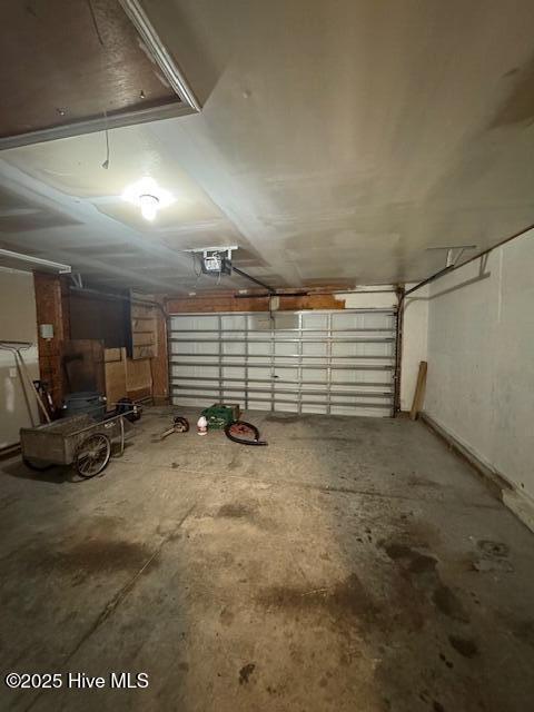 100548355 | Photo 16