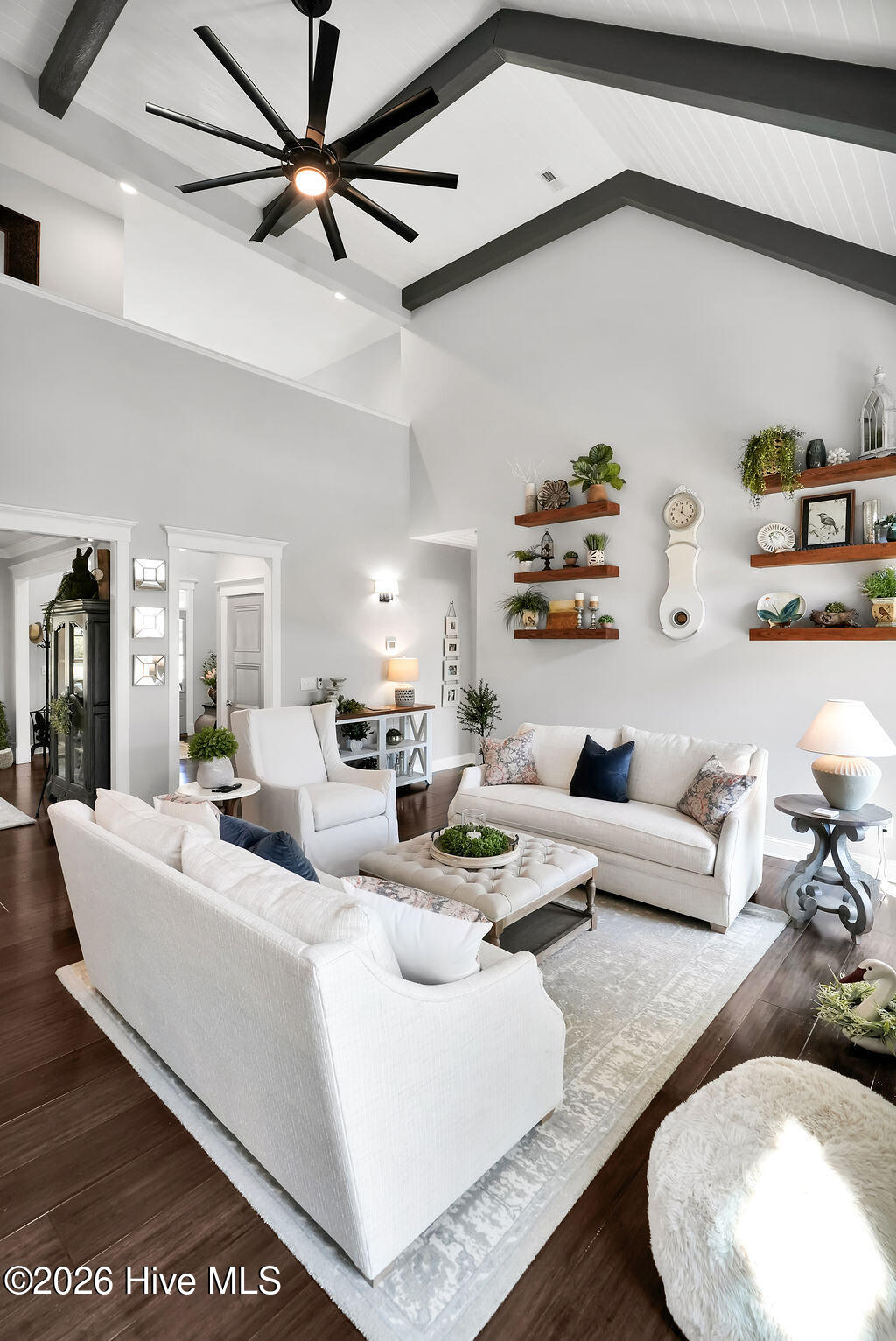 100562480 | Photo 14