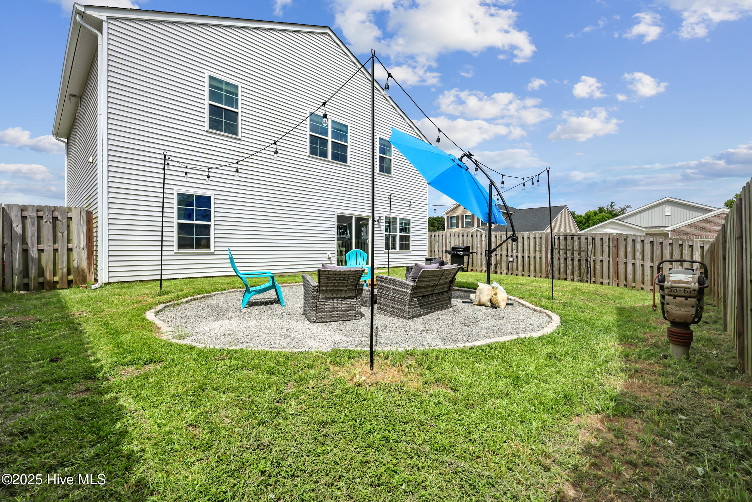 100554795 | Photo 29