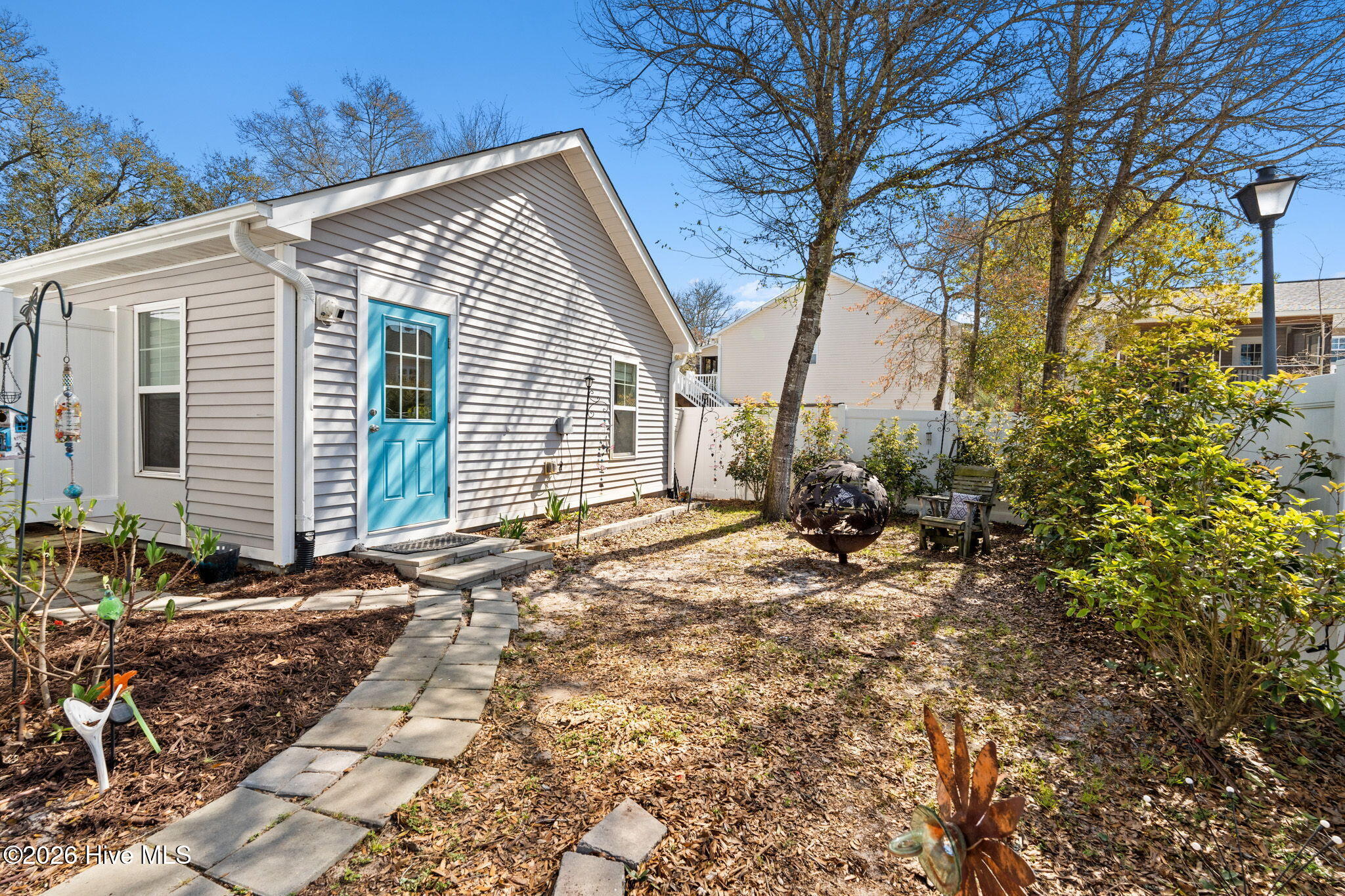 100564340 | Photo 33