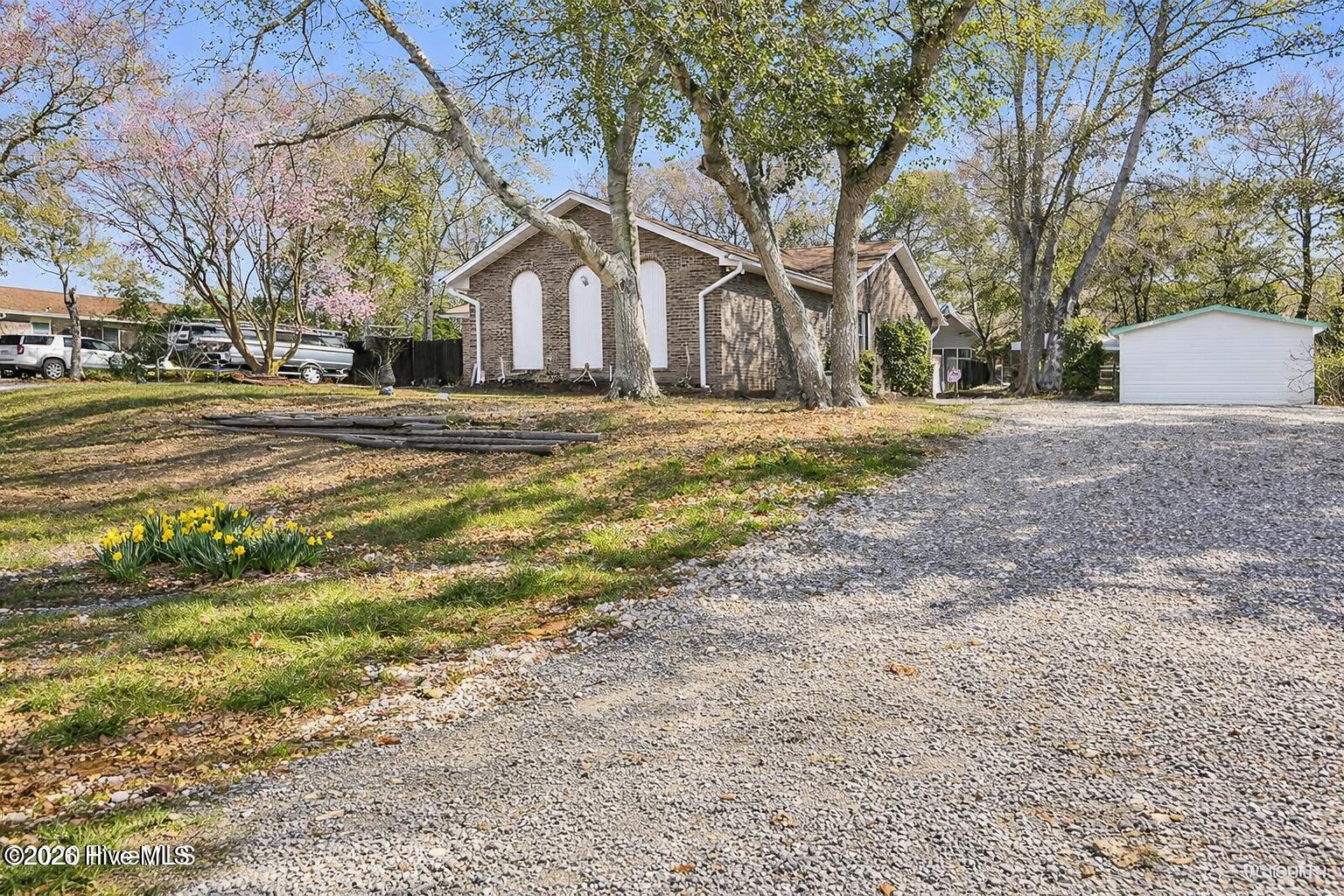 100555403 | Photo 58