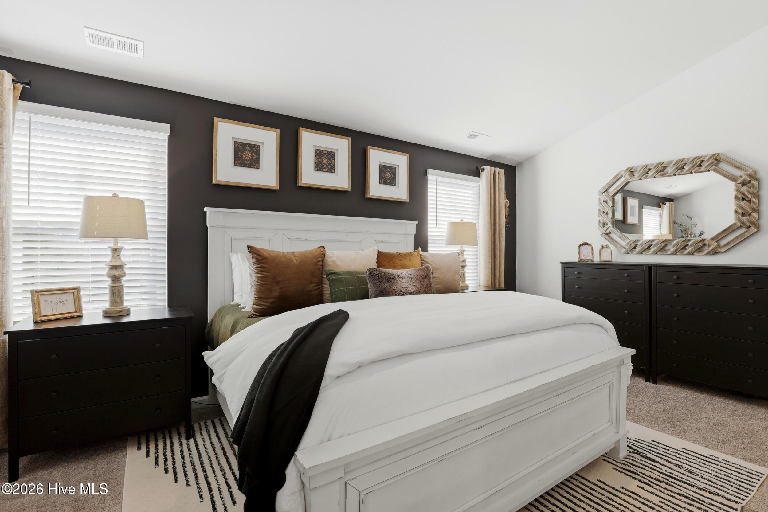 100557529 | Photo 14